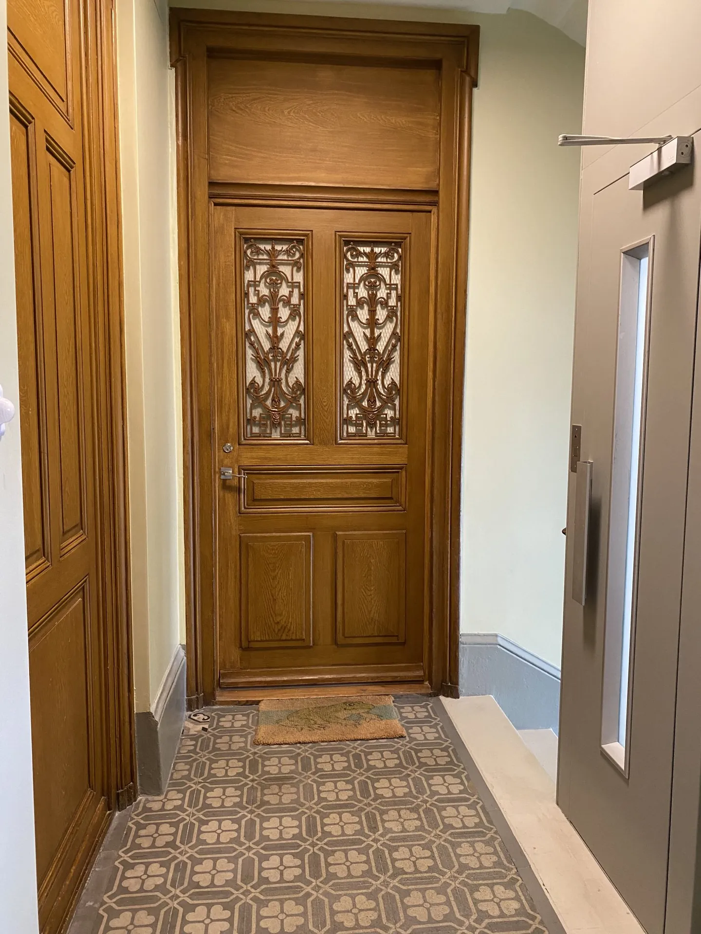 Renovated 3.5 Room Apartment - Photo 3 of 10