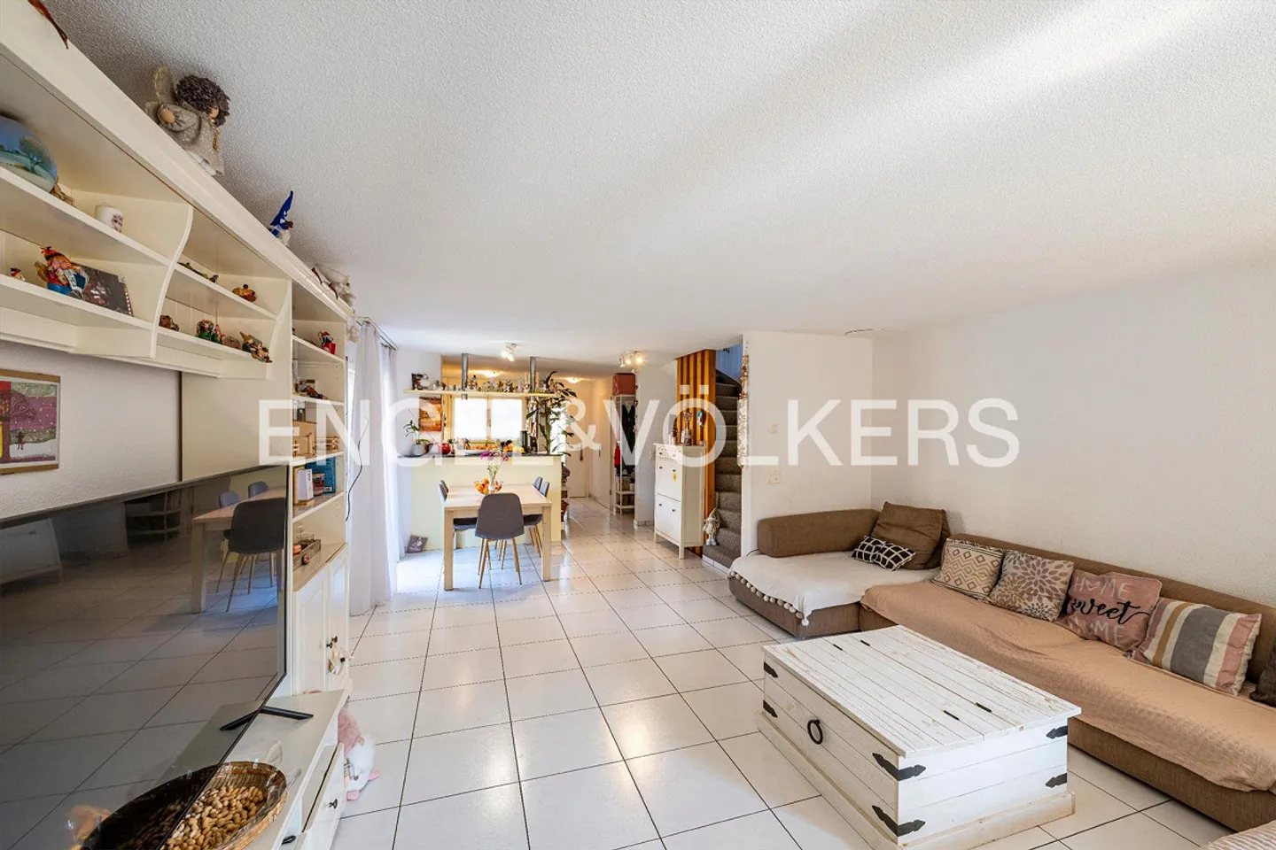 Comfort and Tranquility for the Family - Photo 5 of 13