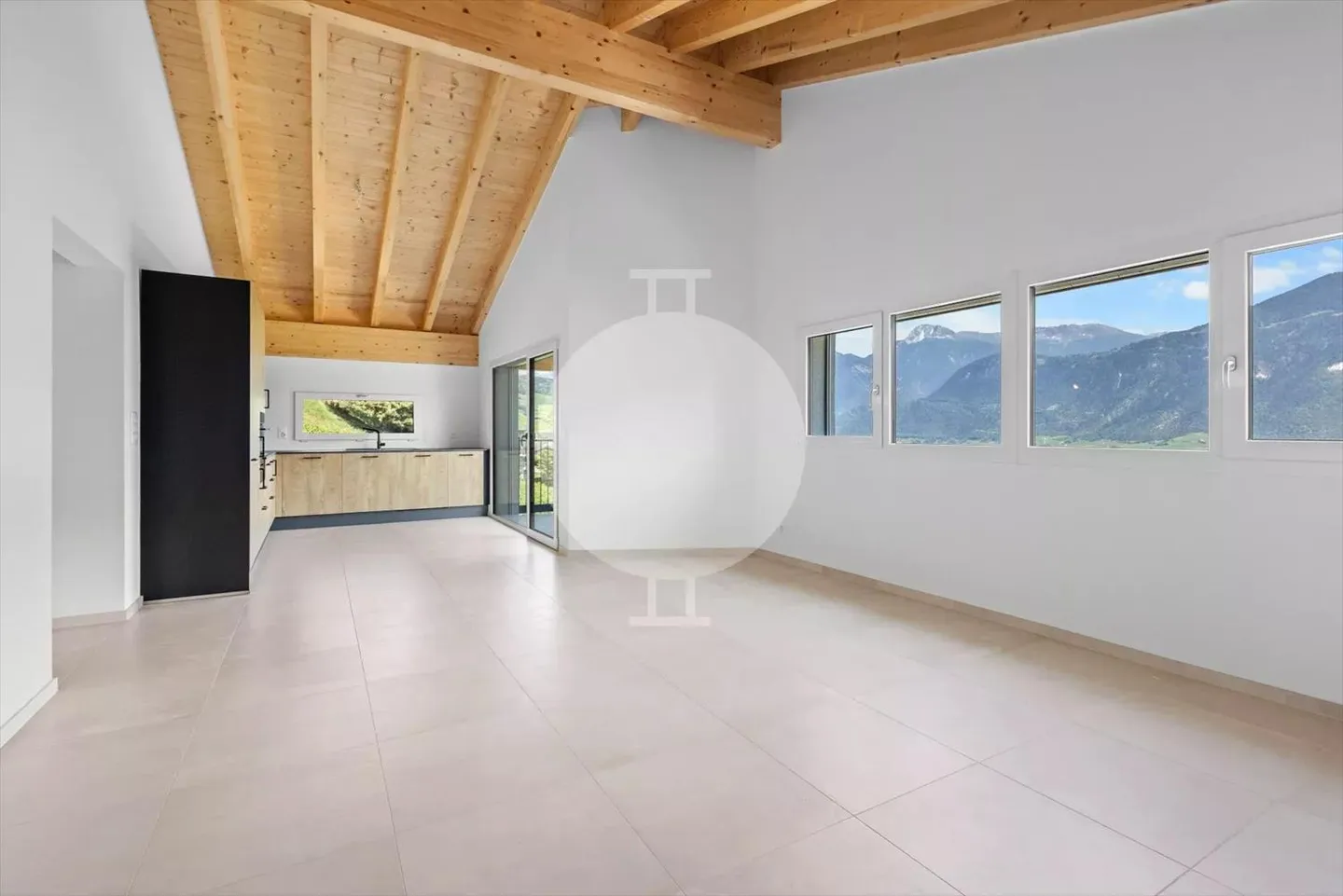 Attique Neuf avec Vue Imprenable - Photo 1 sur 12