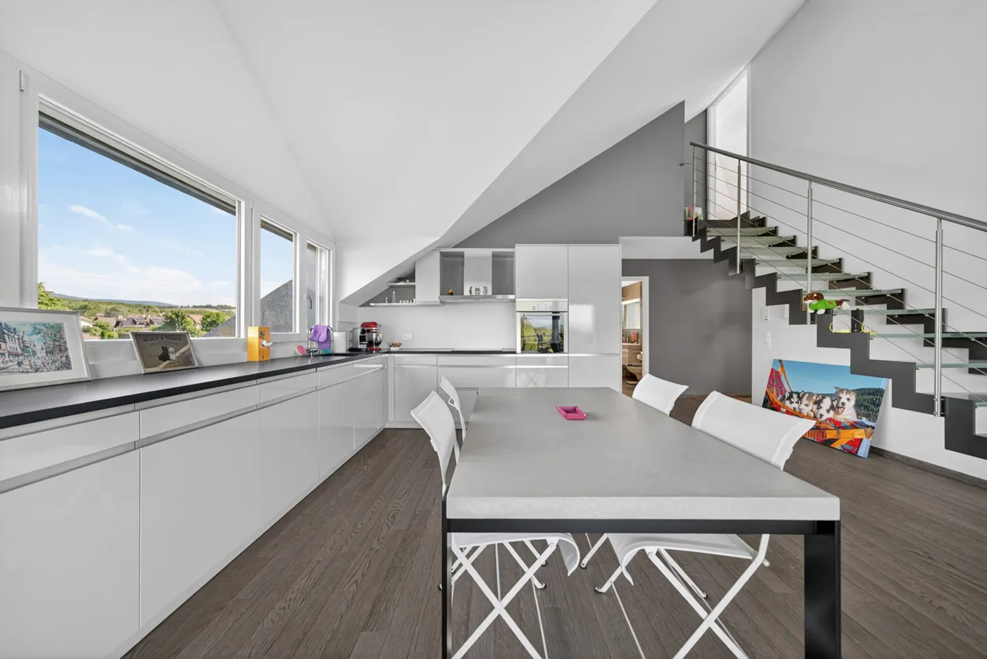 Spacieux duplex de 4,5 pièces Au coeur des vignes, vue Lac et Alpes - Photo 4 of 12