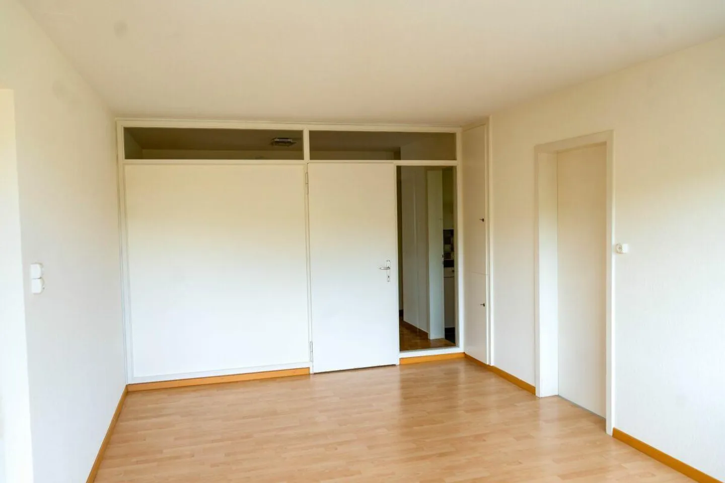Bright 4.5 room apartment in the beautiful Riethüsli district. - Photo 3 of 11