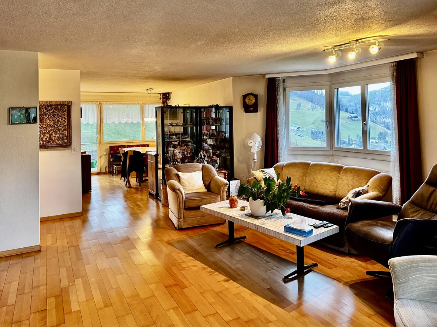 Möblierte Wohnung mit Balkonen - Foto 1 von 6