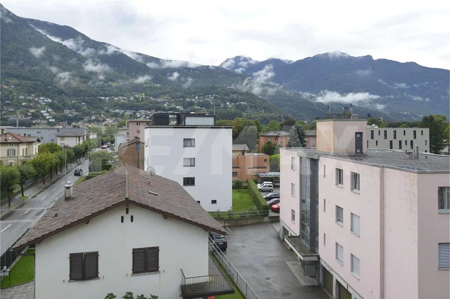 3.5 Room Apartment - Photo 12 of 13