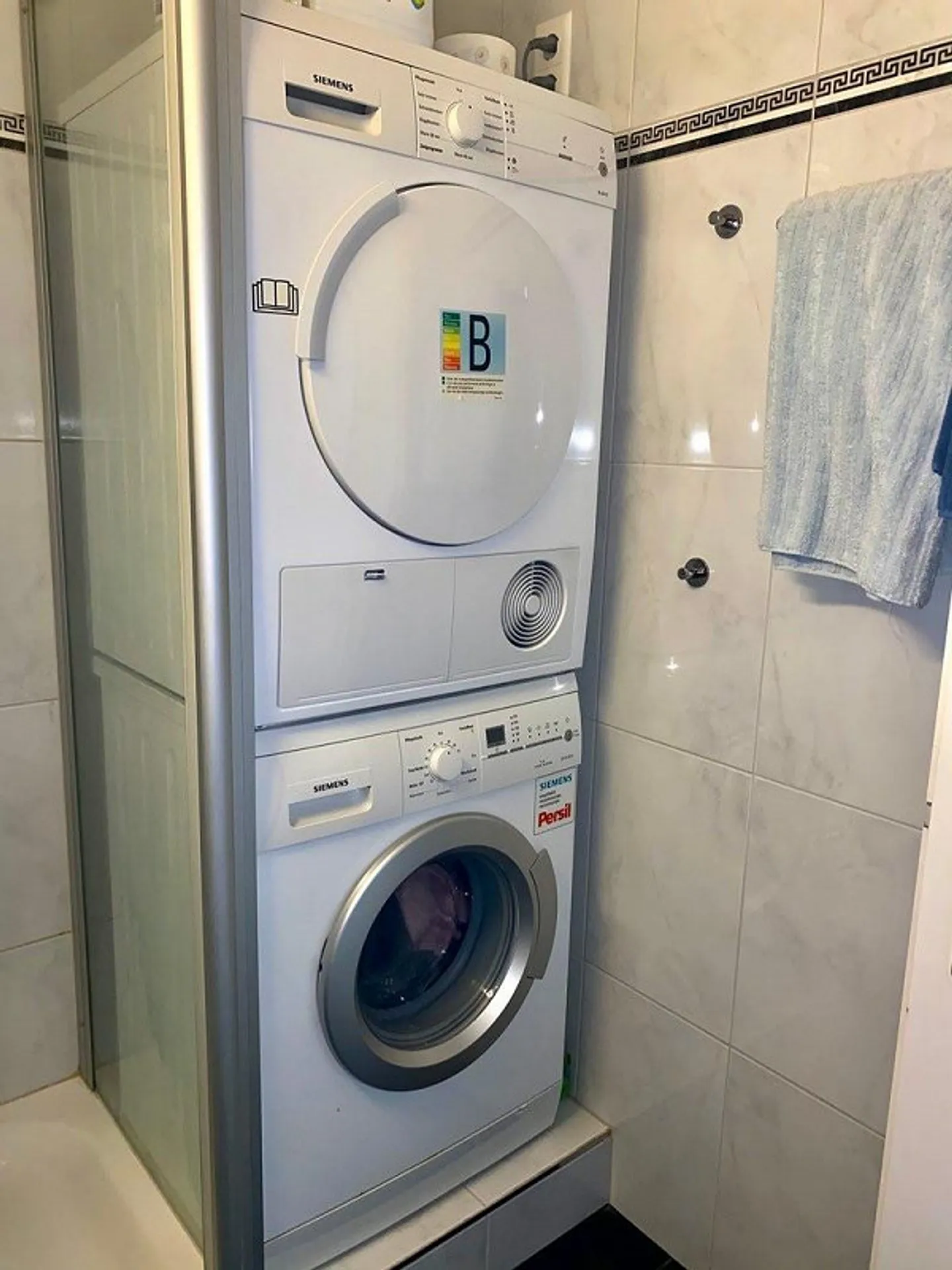 Cozy Home in a Quiet Location - Photo 7 of 9