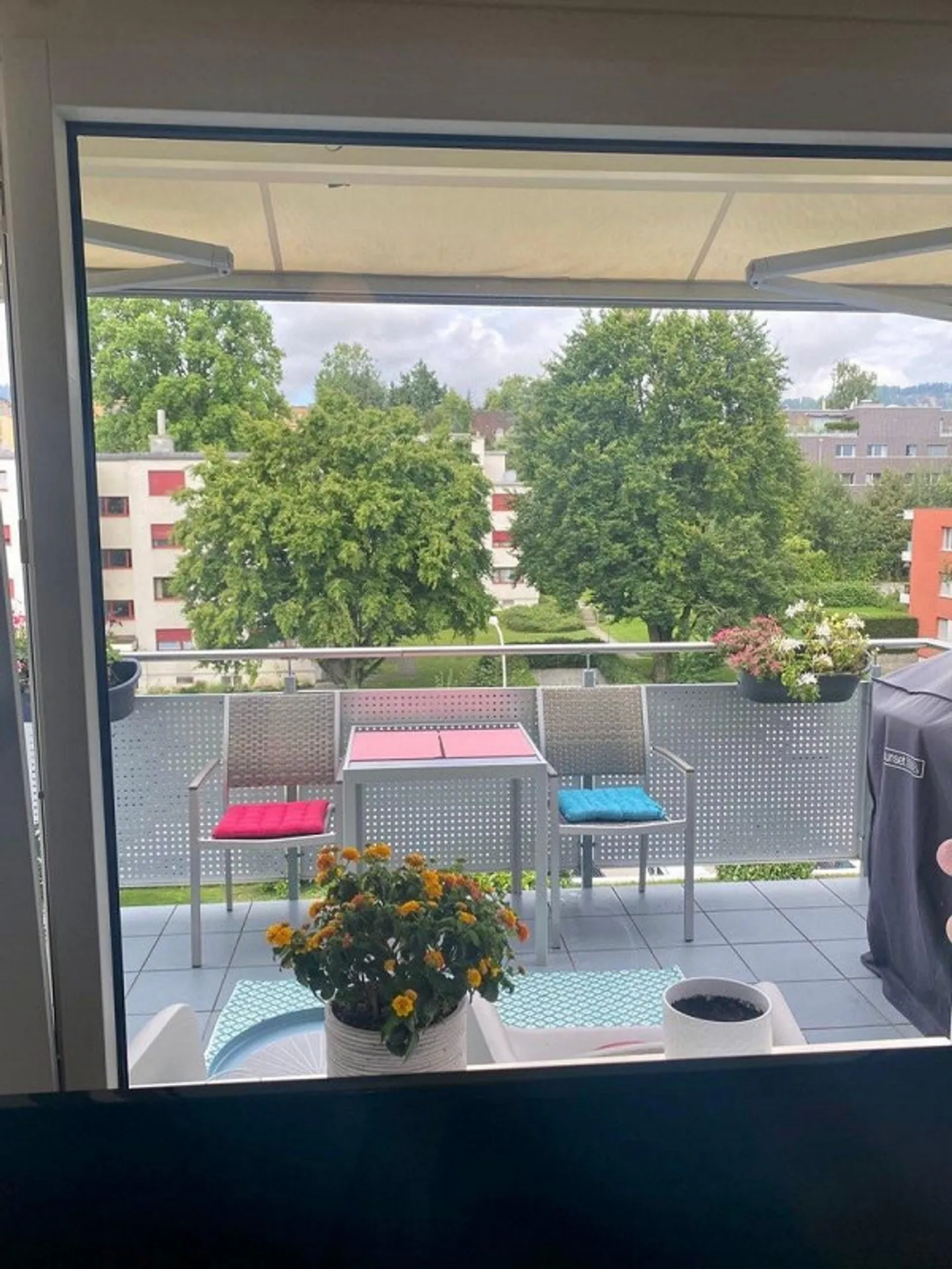 Cozy Home in a Quiet Location - Photo 9 of 9