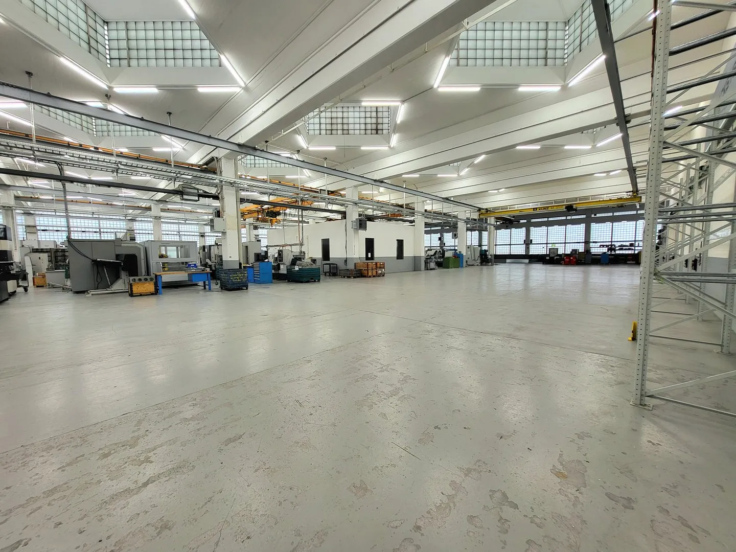 AREA FOR VISIONARIES - COMMERCIAL UNIT FOR RENT - Photo 2 of 15