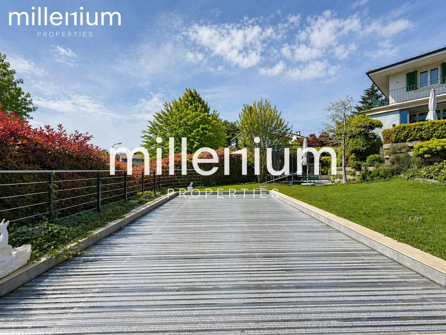 Schönes 8P Haus mit Pool in Onex - Foto 14 von 15