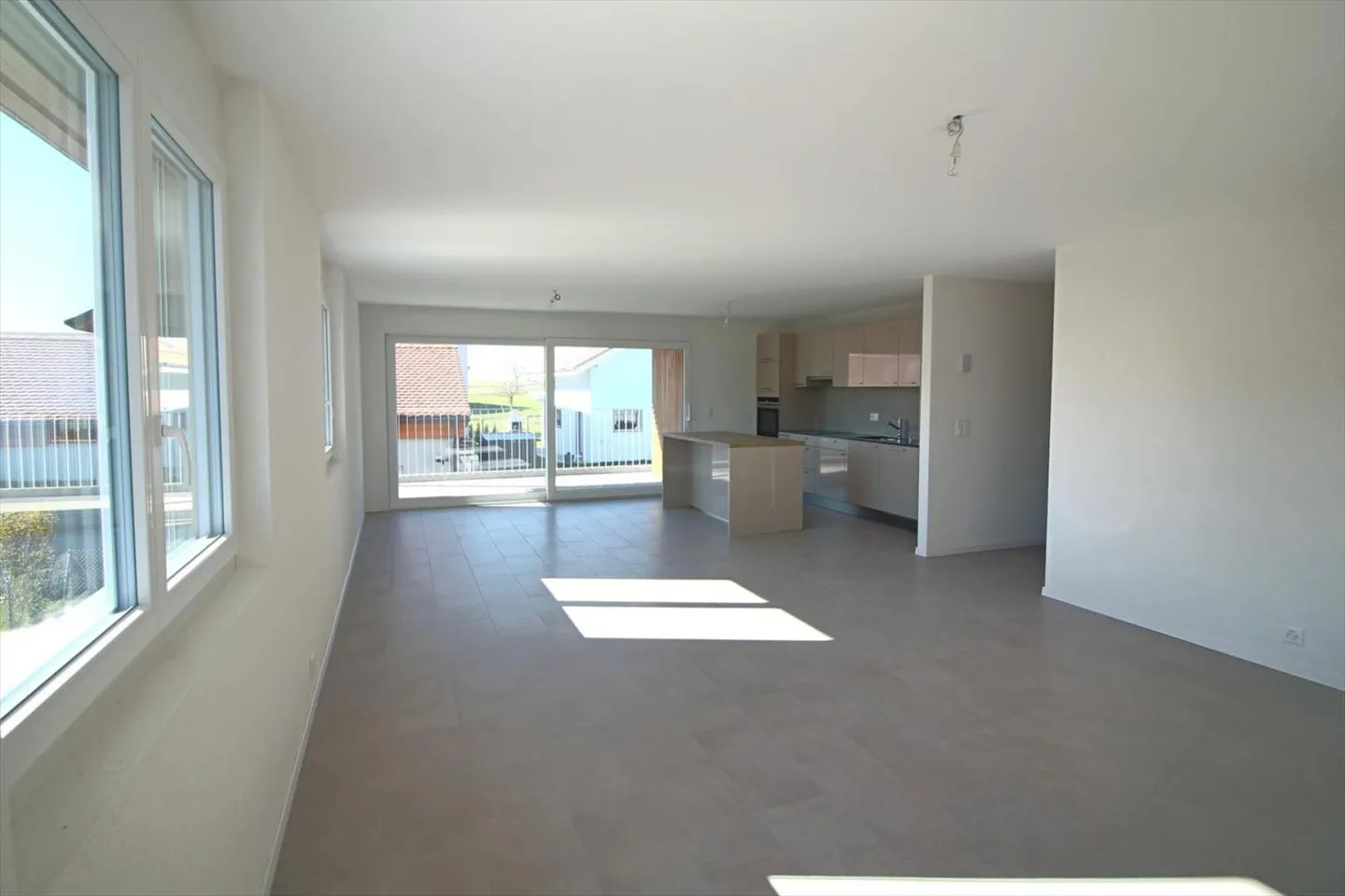 Appartamento 4.5 stanze a Oulens-sous-Echallens - Foto 3 di 10