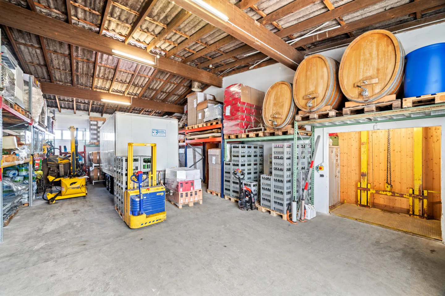 Cantina rinomata sul lago di Neuchâtel - Foto 12 di 18