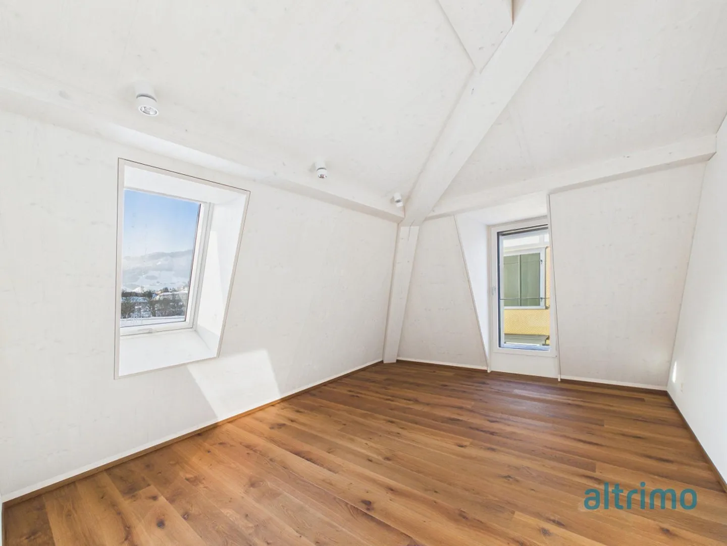 Something very special! - First rental sunny attic apartment - Photo 4 of 12