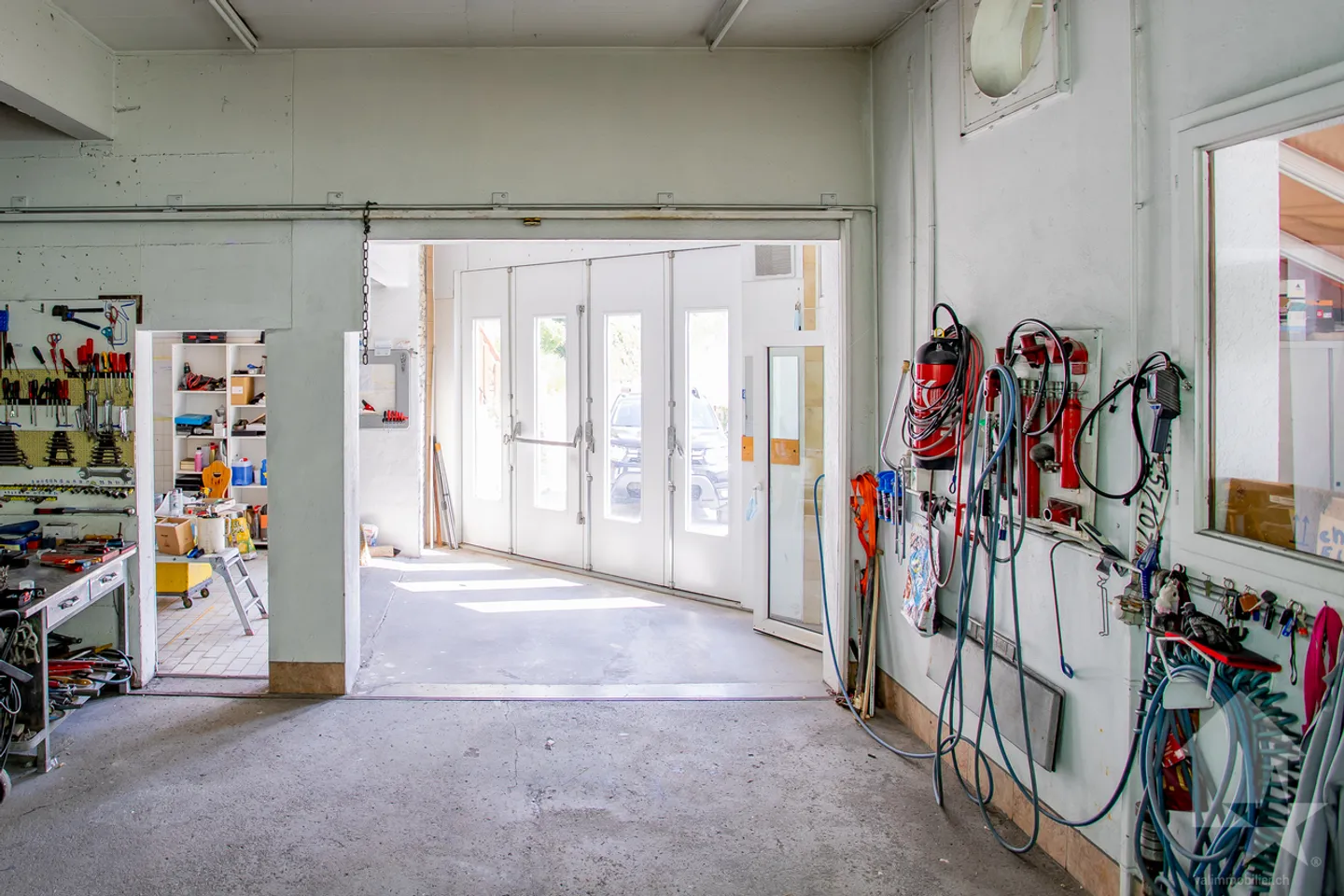 Opportunità: grande laboratorio di 137 m² con secondo edificio, 98 m² - Foto 8 di 10