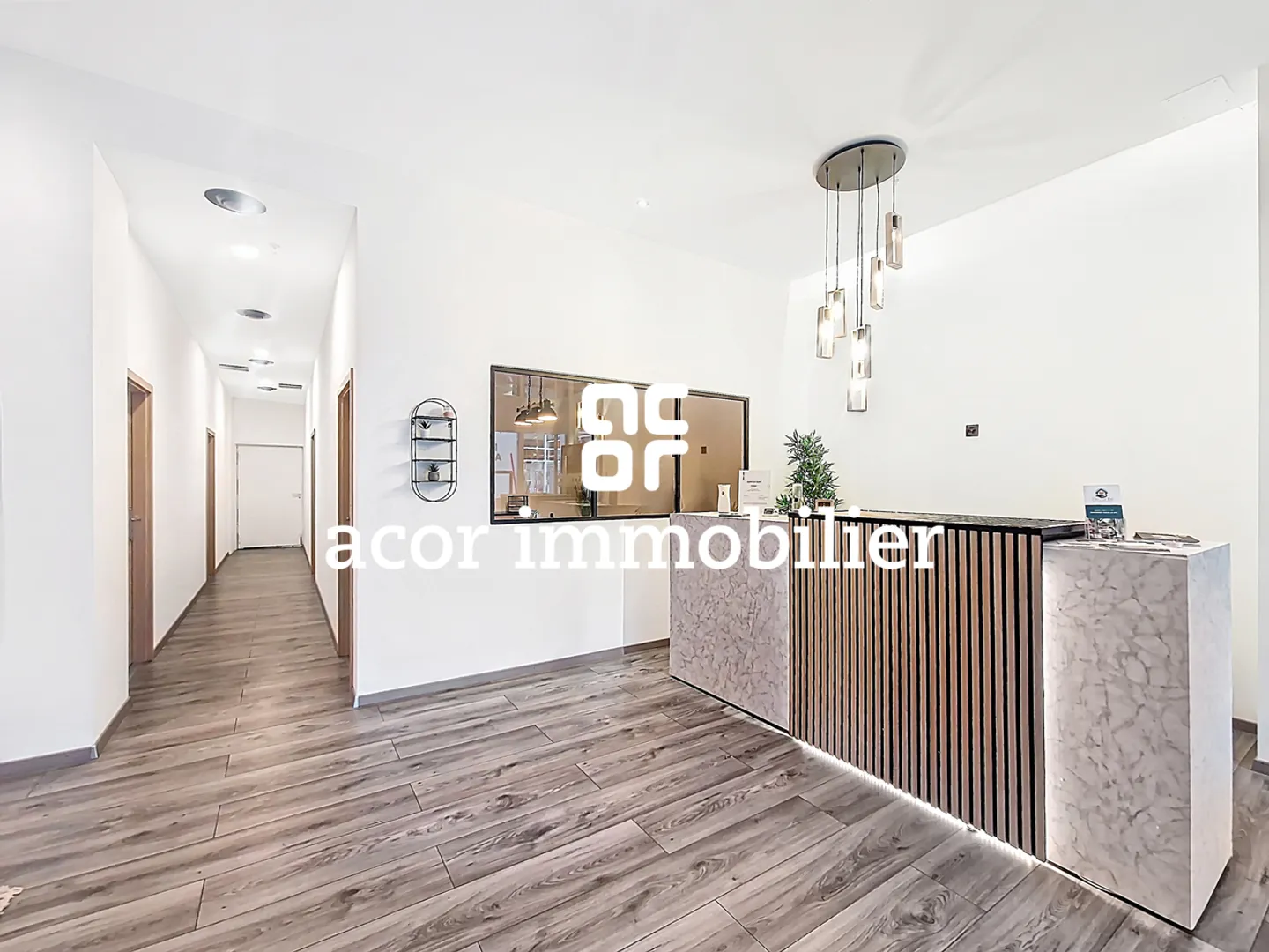 Commercial space of 165 m2 in a very busy center in Sion! - Photo 1 of 4