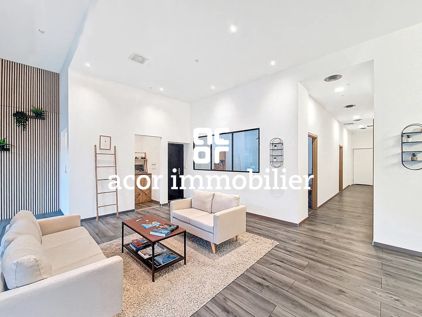 Commercial space of 165 m2 in a very busy center in Sion! - Photo 2 of 4