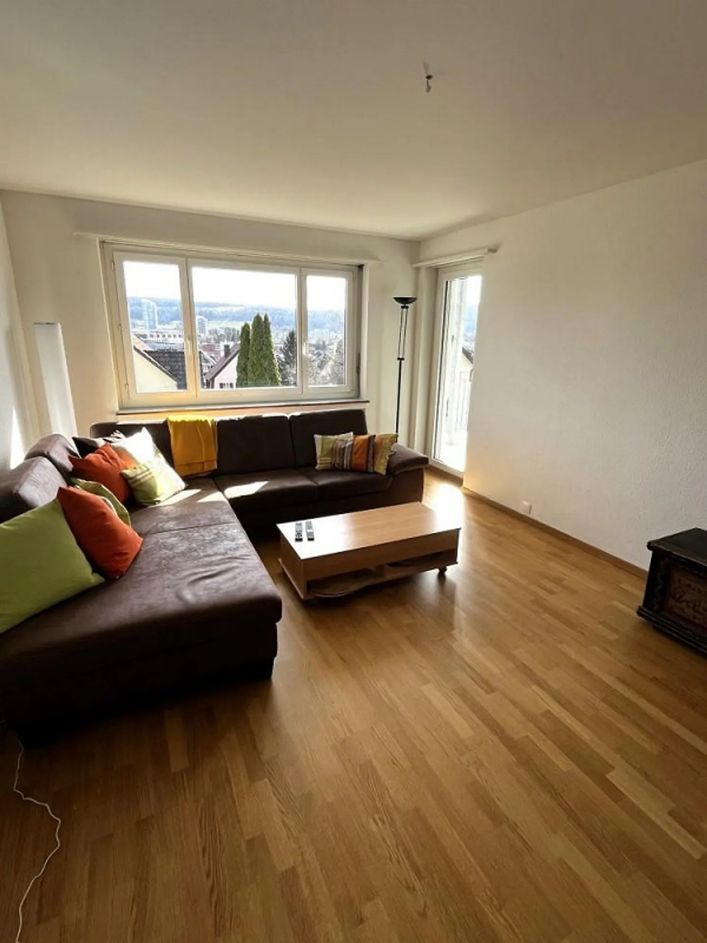 Open, bright 4.5-room apartment in Wallisellen - Photo 3 of 11