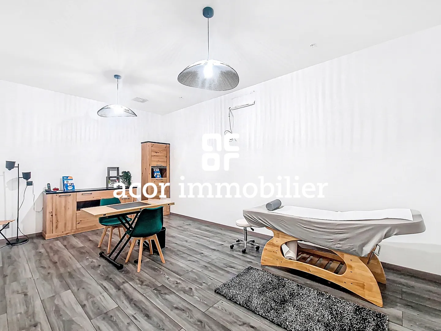 Commercial space of 165 m2 in a very busy center in Sion! - Photo 3 of 4