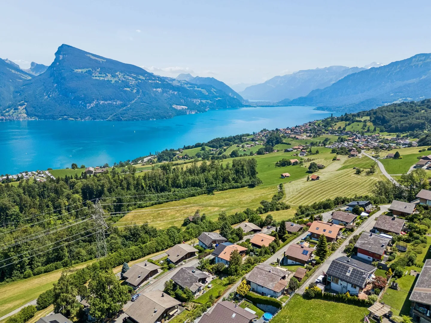 Casa unifamiliare tradizionale di 5,5 locali con vista lago - Foto 3 di 13