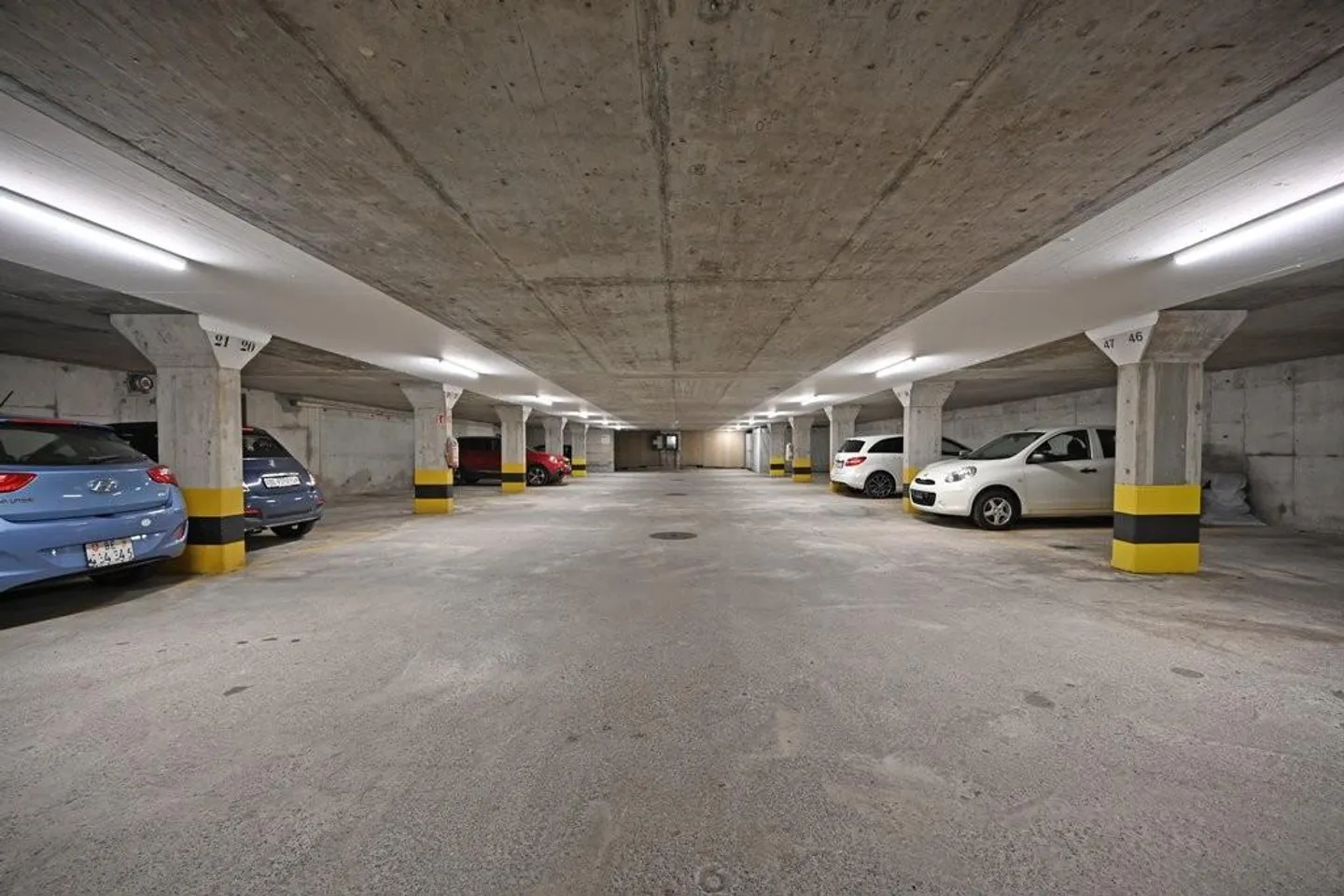 Réservez votre place de parking à Mooseedorf ! - Photo 1 sur 1