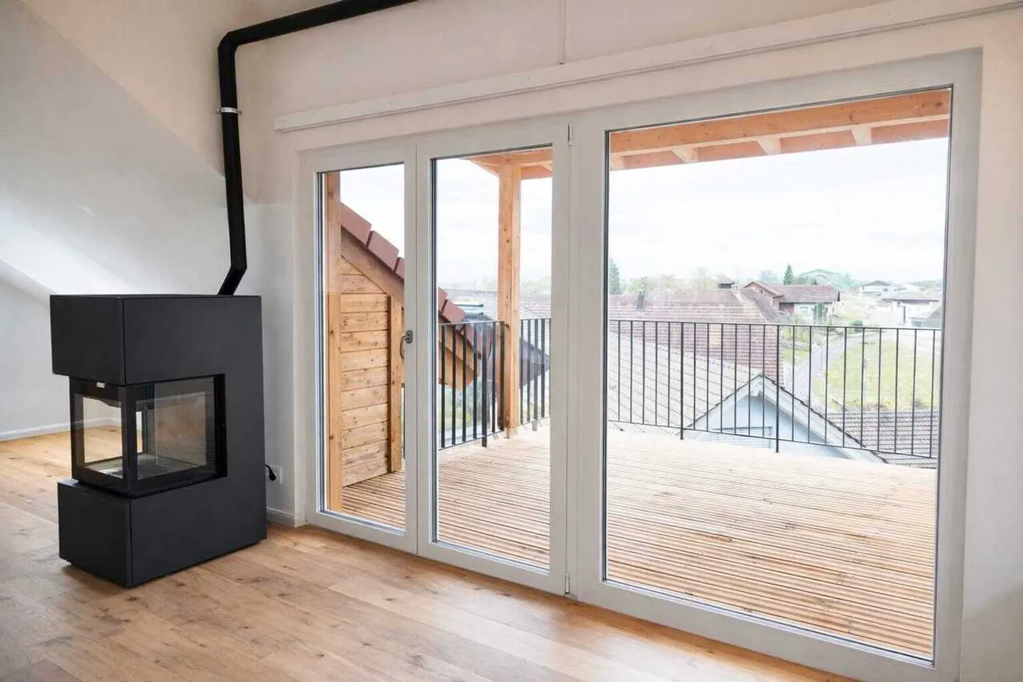 Appartamento attico 4 locali con grande terrazza a Grossdietwil - Foto 8 di 9