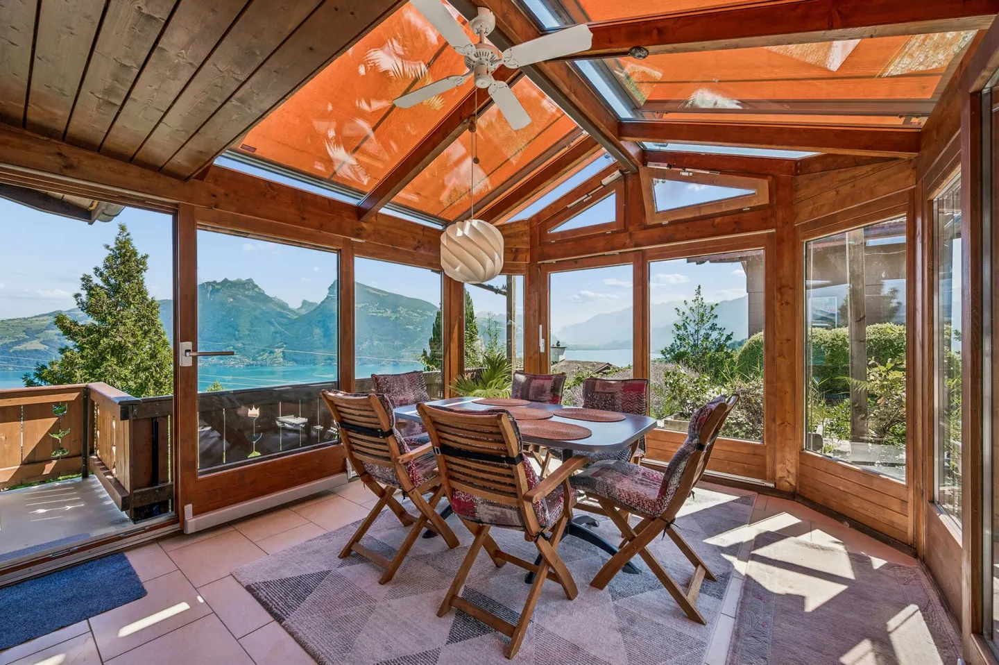 Casa unifamiliare tradizionale di 5,5 locali con vista lago - Foto 7 di 13