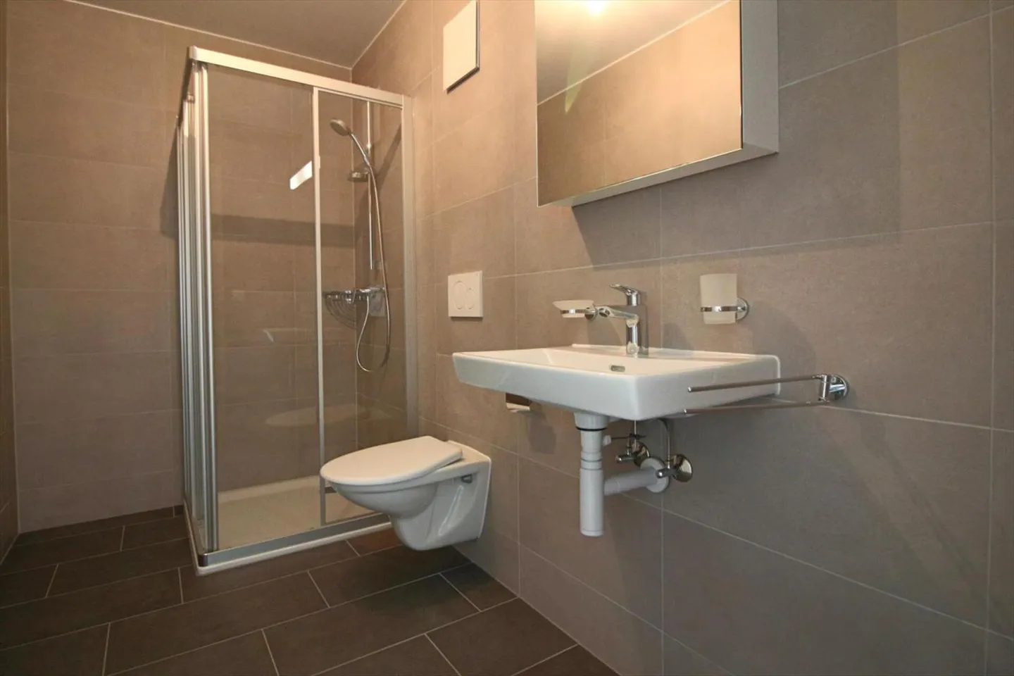 Appartamento 4.5 stanze a Oulens-sous-Echallens - Foto 4 di 10