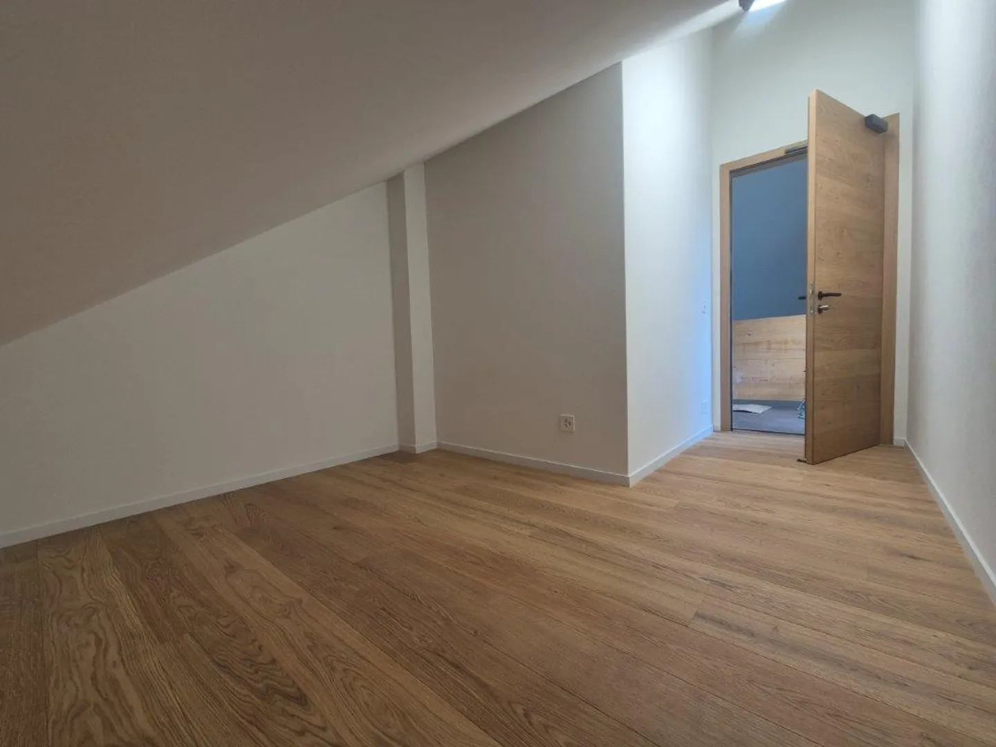 Appartamento mansardato 3,5 locali / Prima occupazione con standard di proprietà - Foto 9 di 19