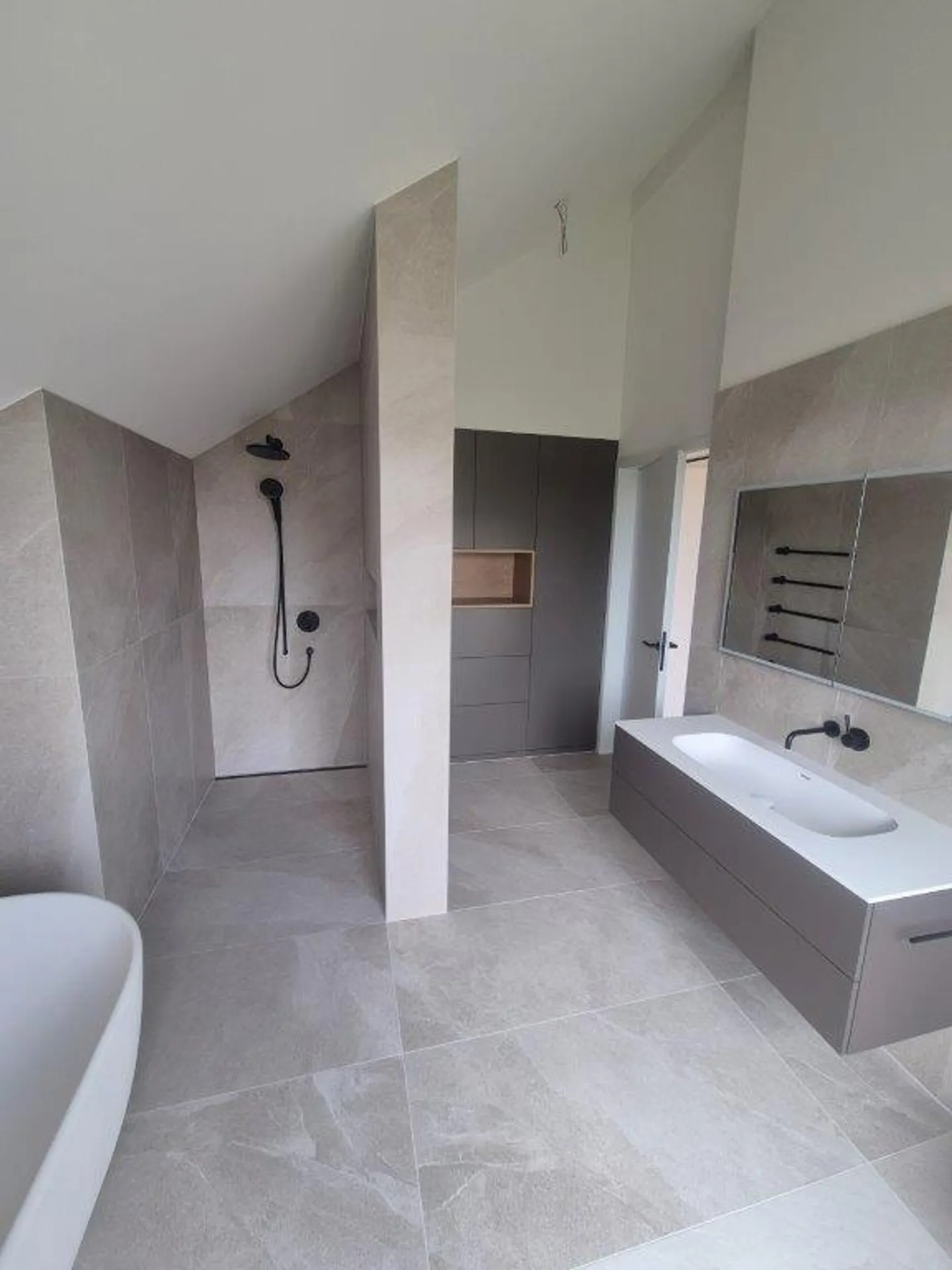 Appartamento mansardato 3,5 locali / Prima occupazione con standard di proprietà - Foto 10 di 19