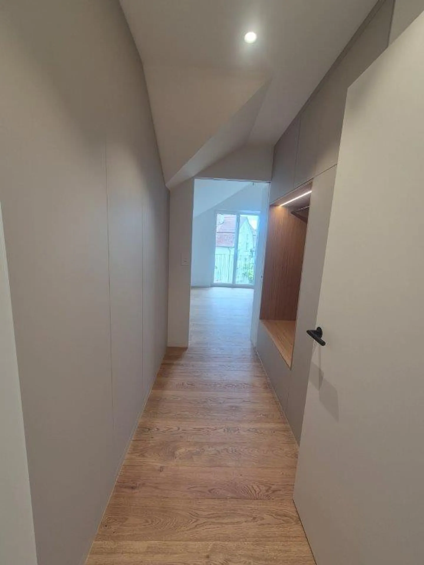 Appartamento mansardato 3,5 locali / Prima occupazione con standard di proprietà - Foto 16 di 19
