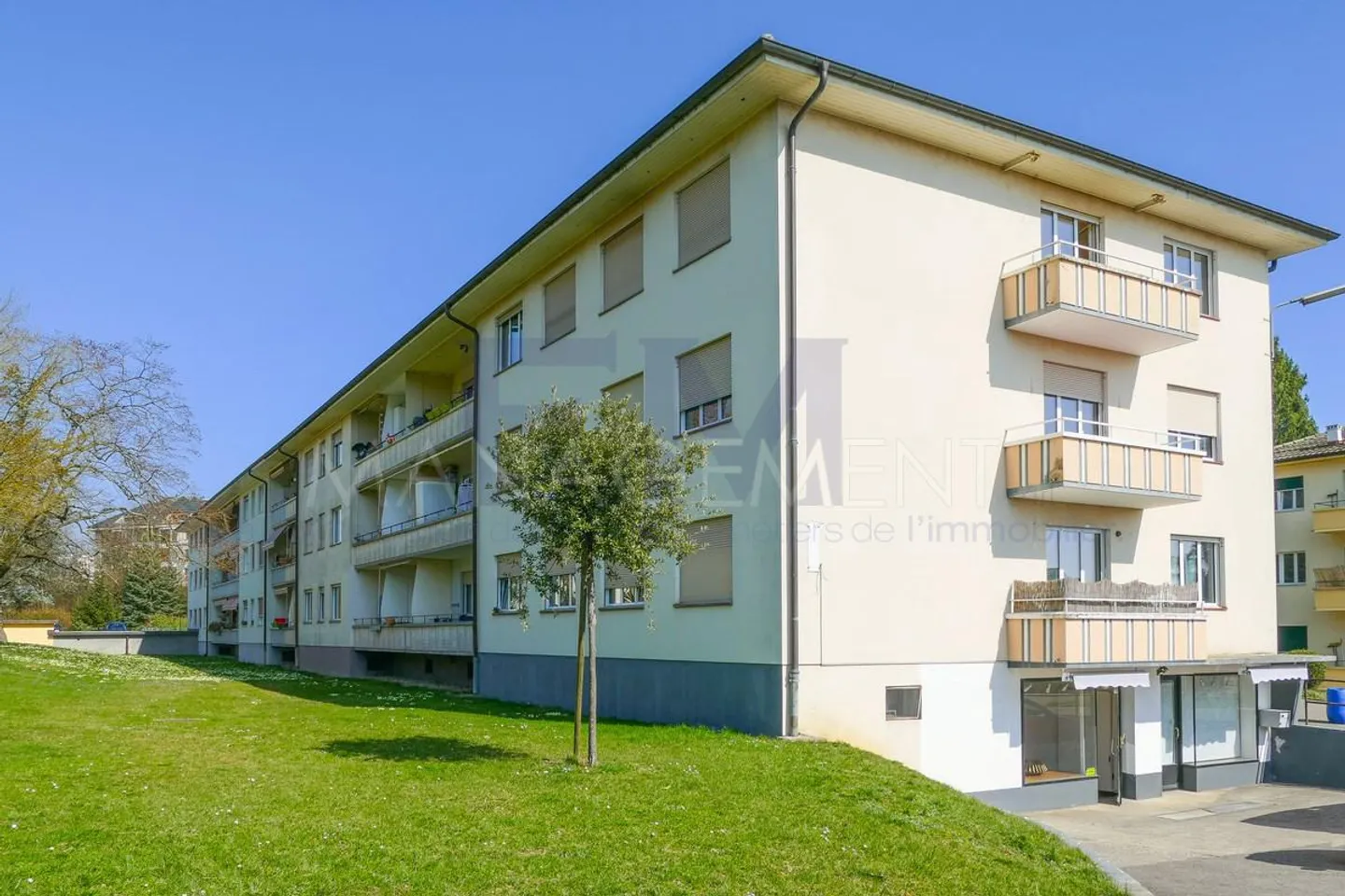 Charmant Appartement 4.5 pièces - Photo 1 sur 3