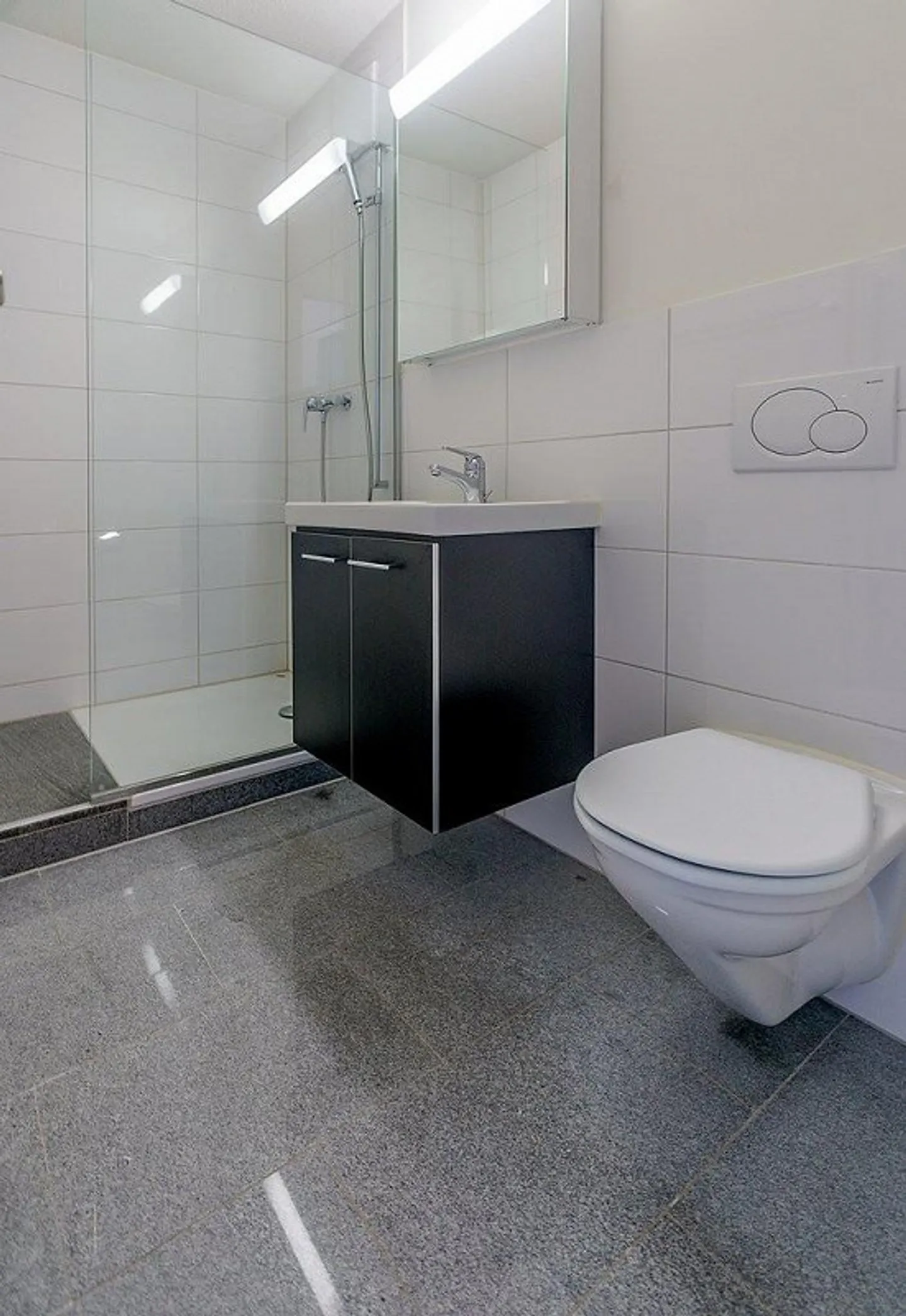 Moderne Wohnung in Zürich-Affoltern - Foto 5 von 8