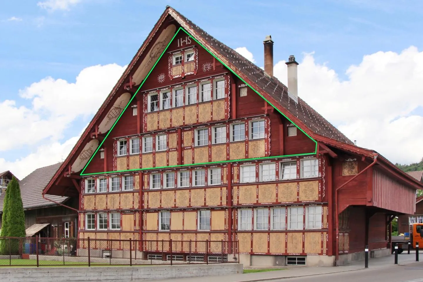 Renovated Maisonette Apartment in the Red House in Zuzwil - Photo 10 of 17