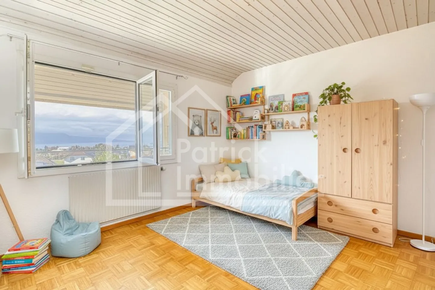 Terraced house 5.5 rooms, lake view, outdoor kitchen and 2 garages! - Photo 10 of 13