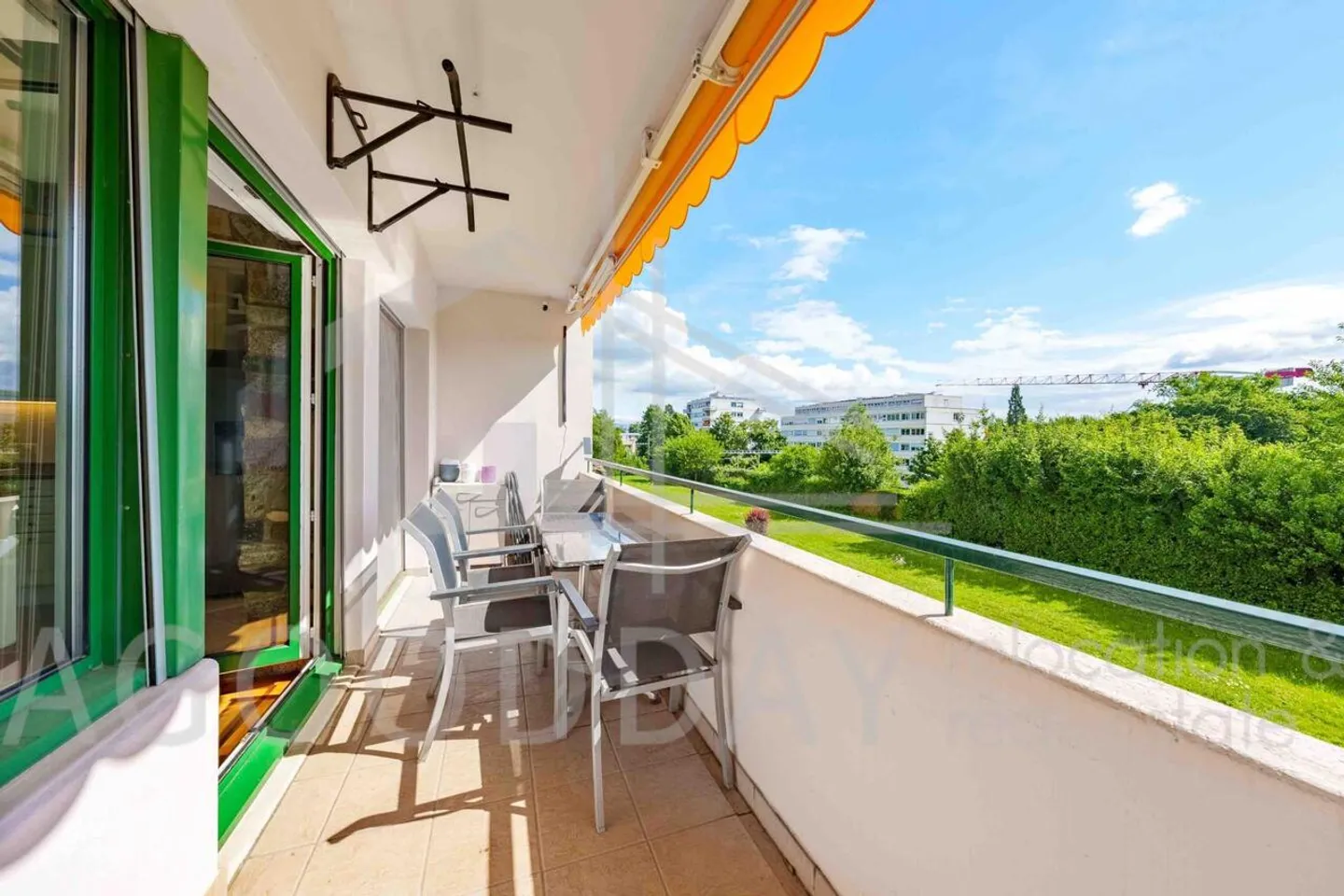 Versoix - Schönes Helles 5-Zimmer-Wohnung im 2. Stock - Foto 8 von 9