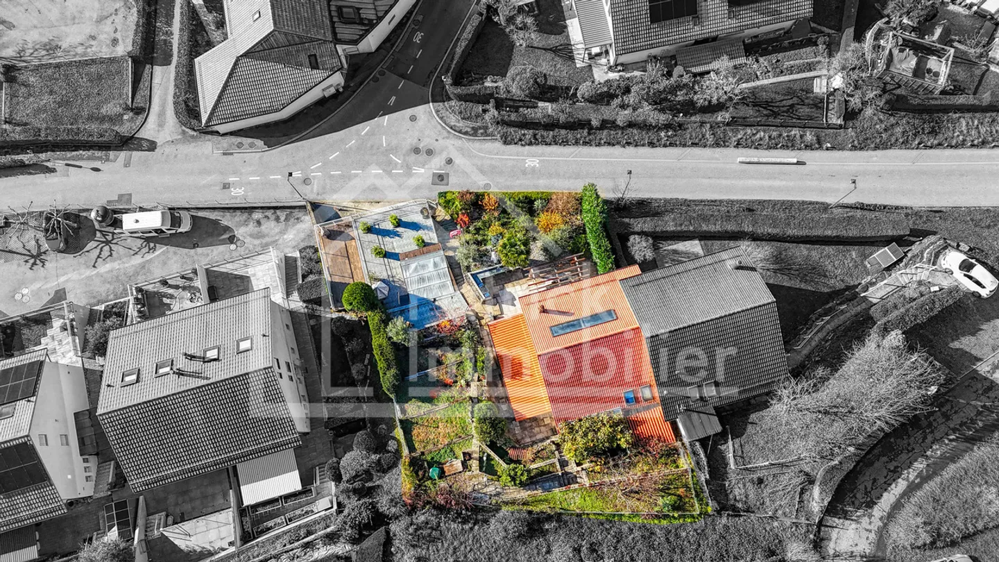 Terraced house 5.5 rooms, lake view, outdoor kitchen and 2 garages! - Photo 13 of 13