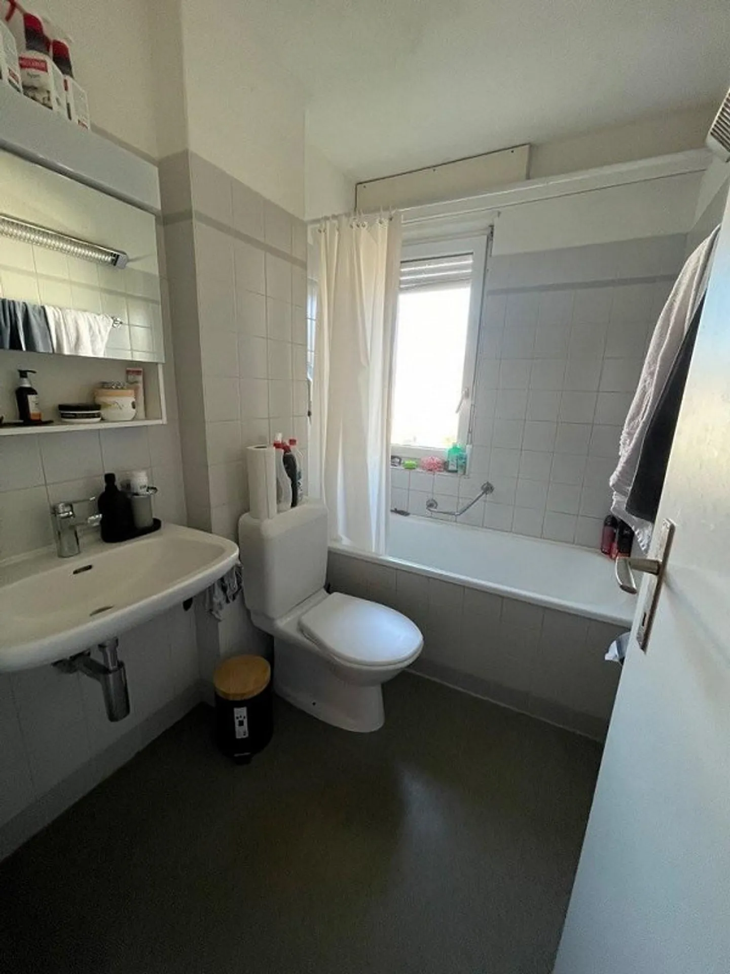 Stiamo cercando proprio te - Foto 4 di 6