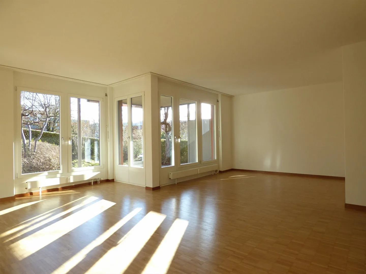 Helle 3.5-Zimmer Wohnung - Foto 3 von 12