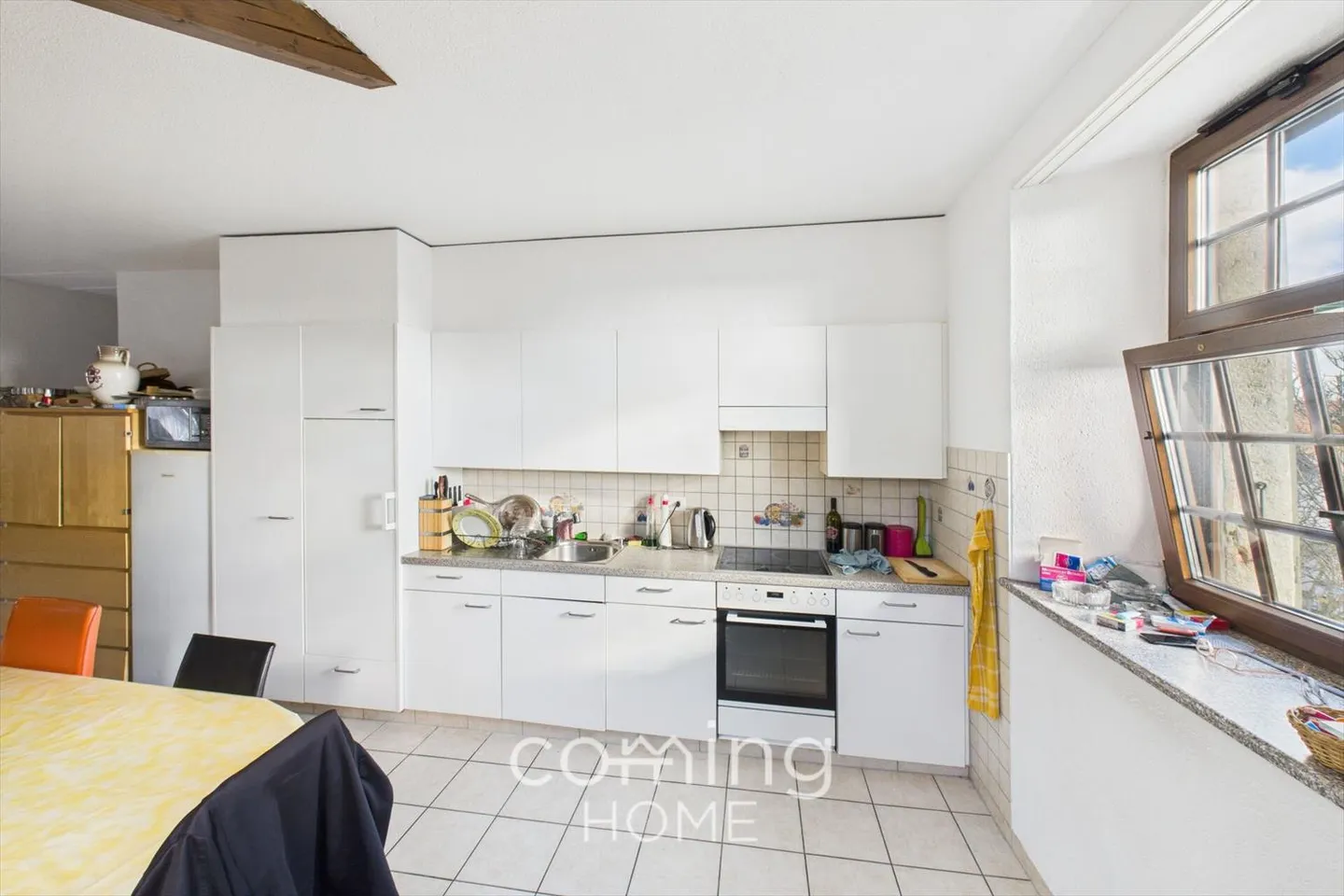 Geräumige 4.5-Zimmer-Dachwohnung in Oensingen - zusätzlicher Dachbodenraum für Büro- oder Hobbyzwecke - Foto 1 von 13