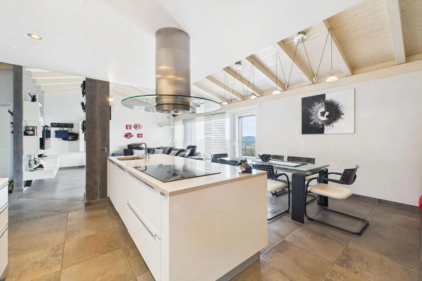 Vacallo - Exclusive Dream Villa! Where panorama, modern elegance and design harmonize perfectly - Photo 7 of 13