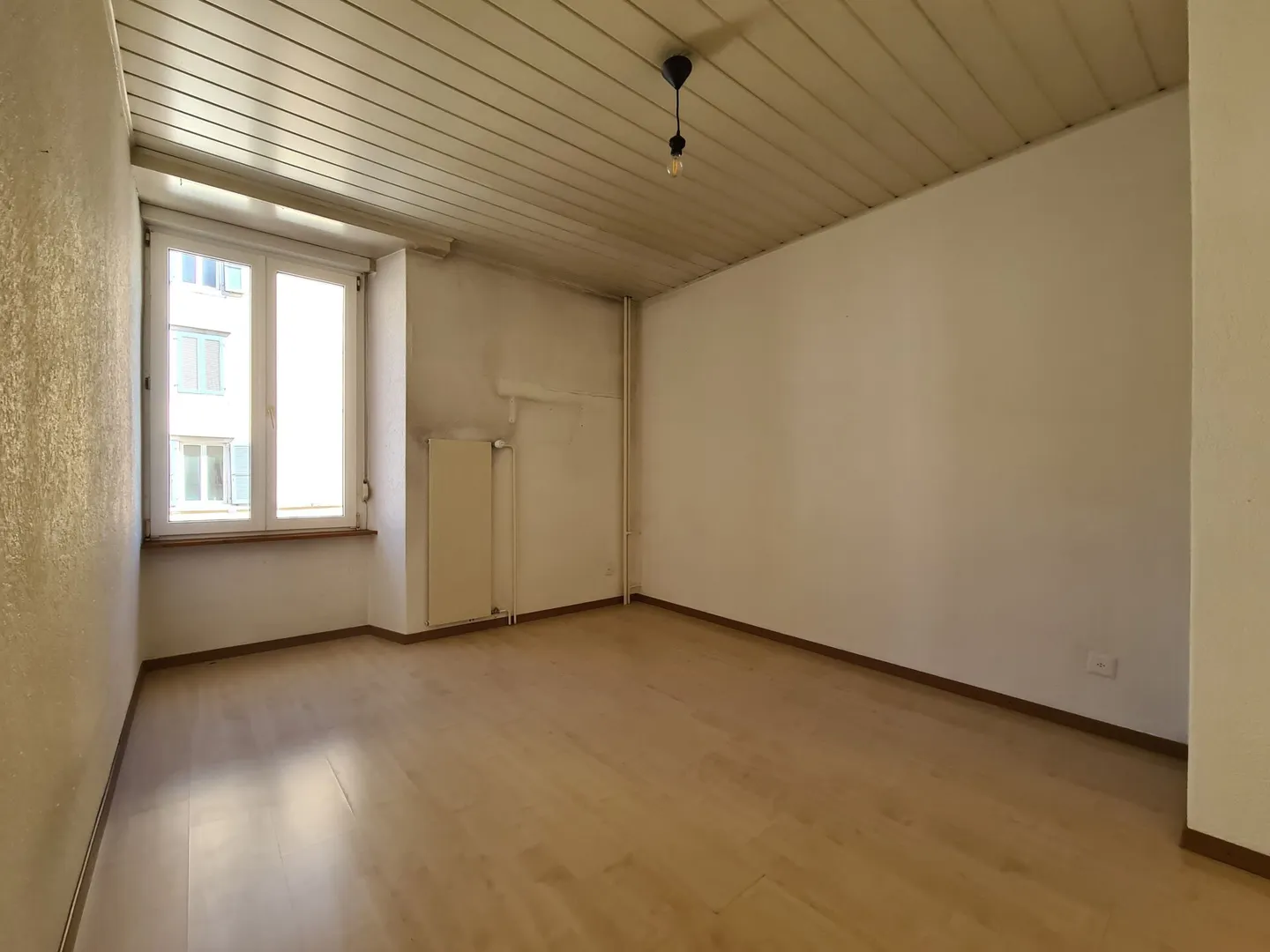 Charmant Appartement 2.5 pièces - Photo 2 sur 8