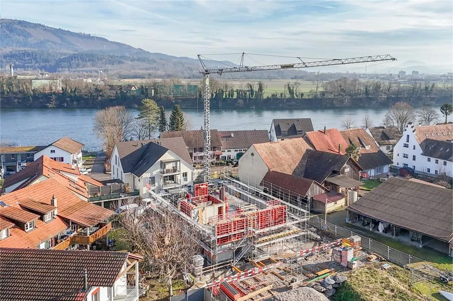 Développement "Dorfperle": nouveau condominium de 3,5 pièces - Photo 1 sur 13