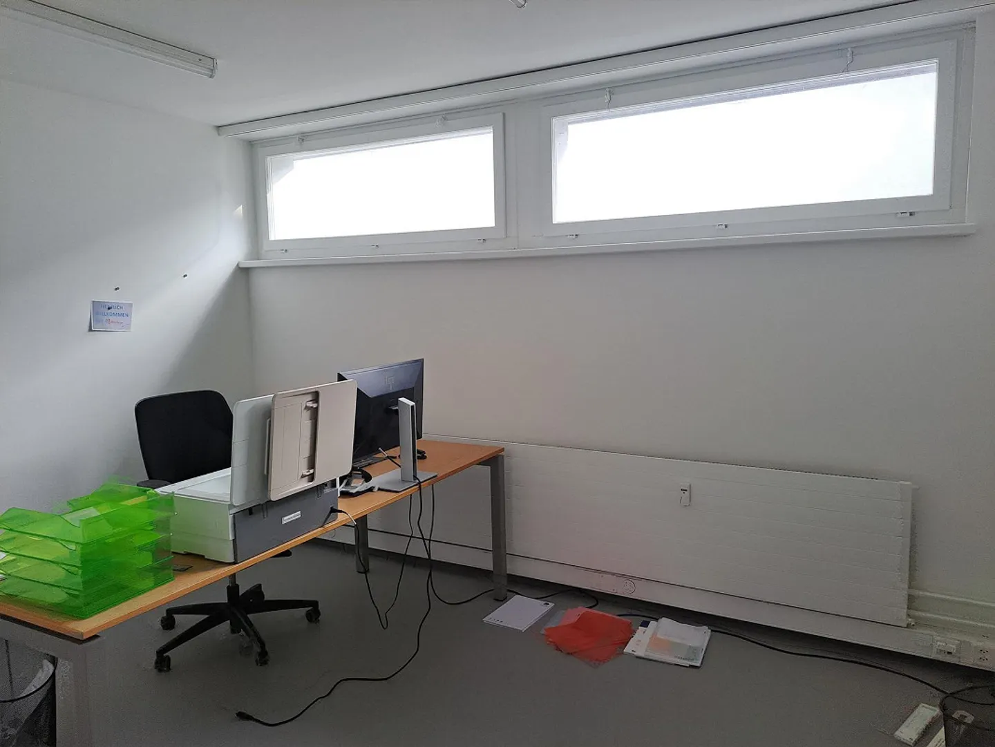 Commercial premises with spray booth in Füllinsdorf for rent - Photo 17 of 18