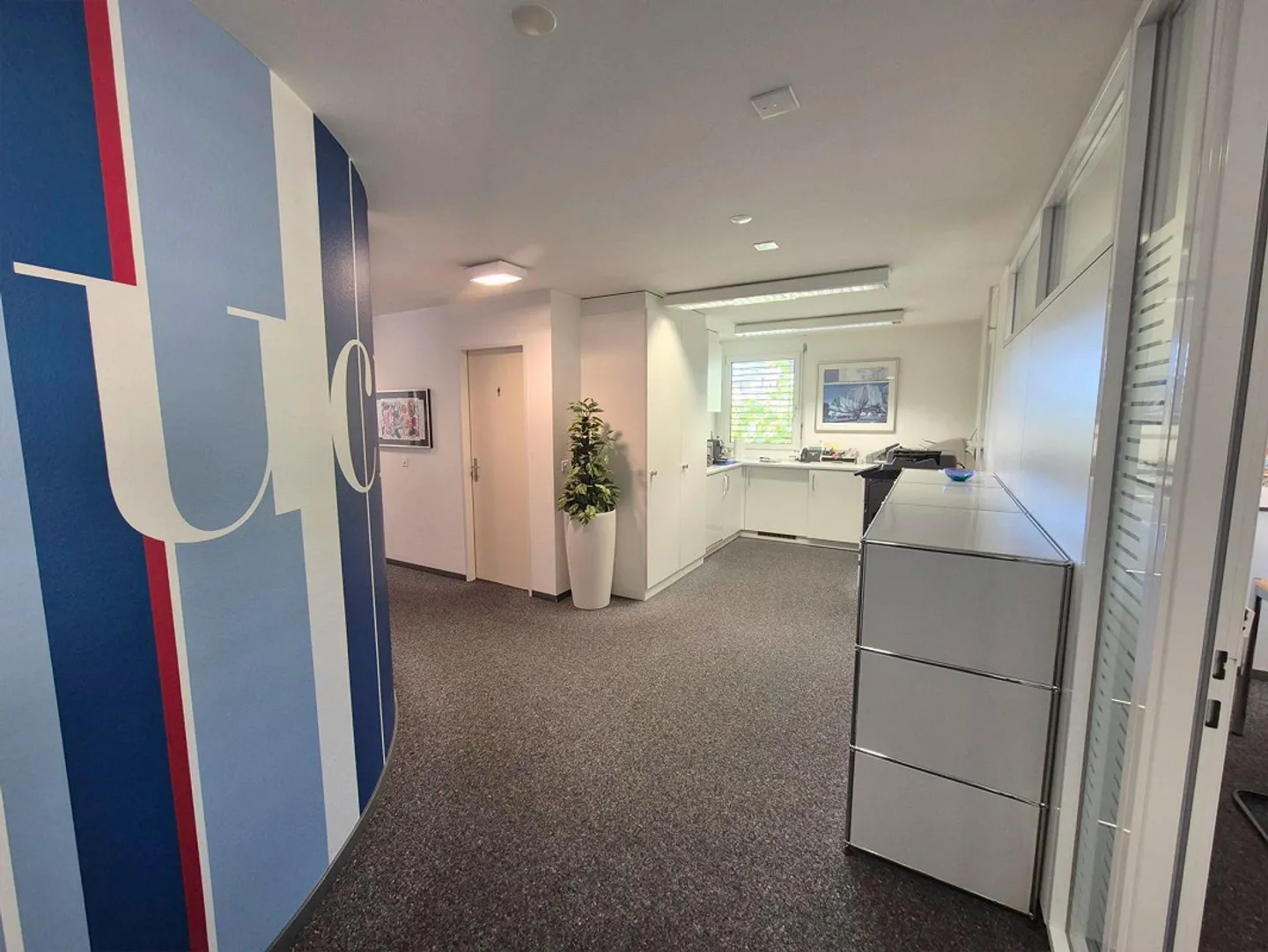 Office space in the center of Birsfelden - Photo 3 of 11