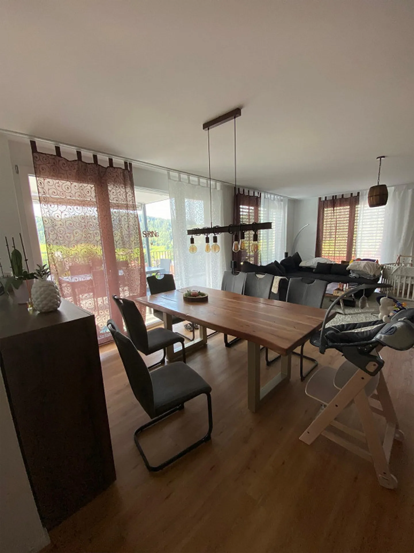 Dreamlike 4.5-room penthouse apartment with double garage and 2 terraces - Photo 7 of 19