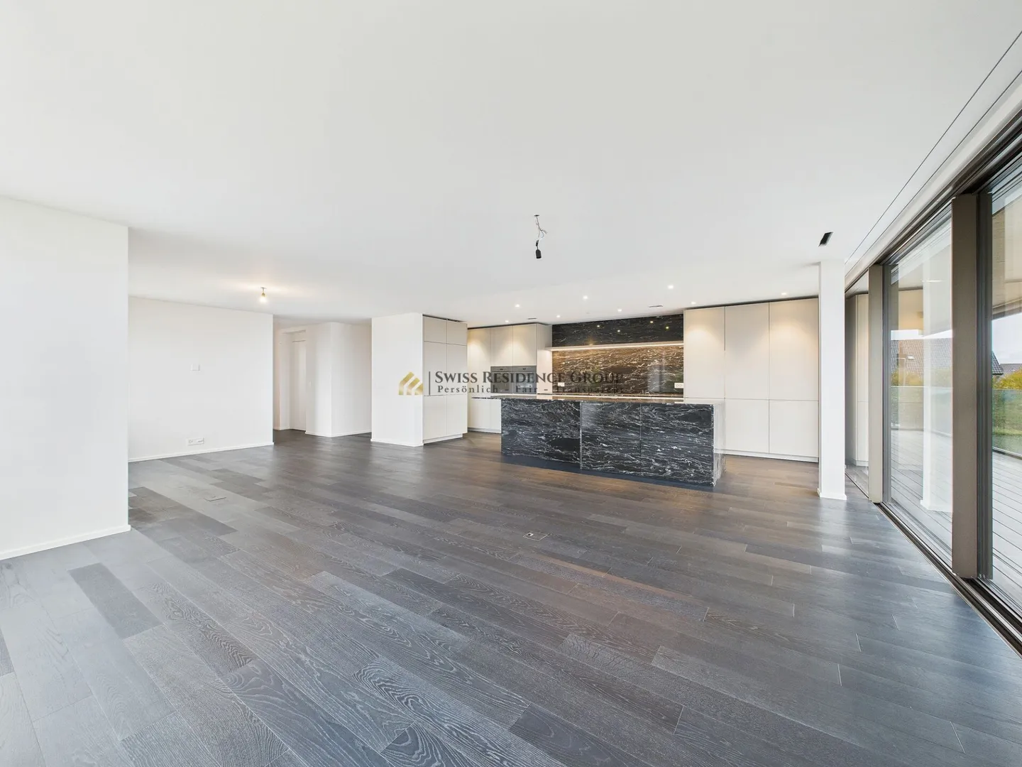 Privileged living on Lake Zurich with: 5.5-room residence with private pool, garden, lake and mountain views - Photo 5 of 15