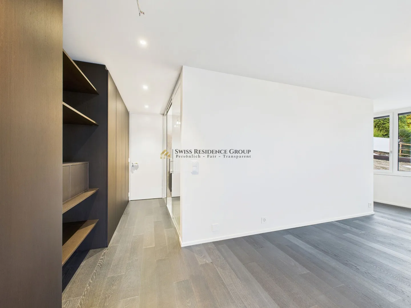 Privileged living on Lake Zurich with: 5.5-room residence with private pool, garden, lake and mountain views - Photo 10 of 15