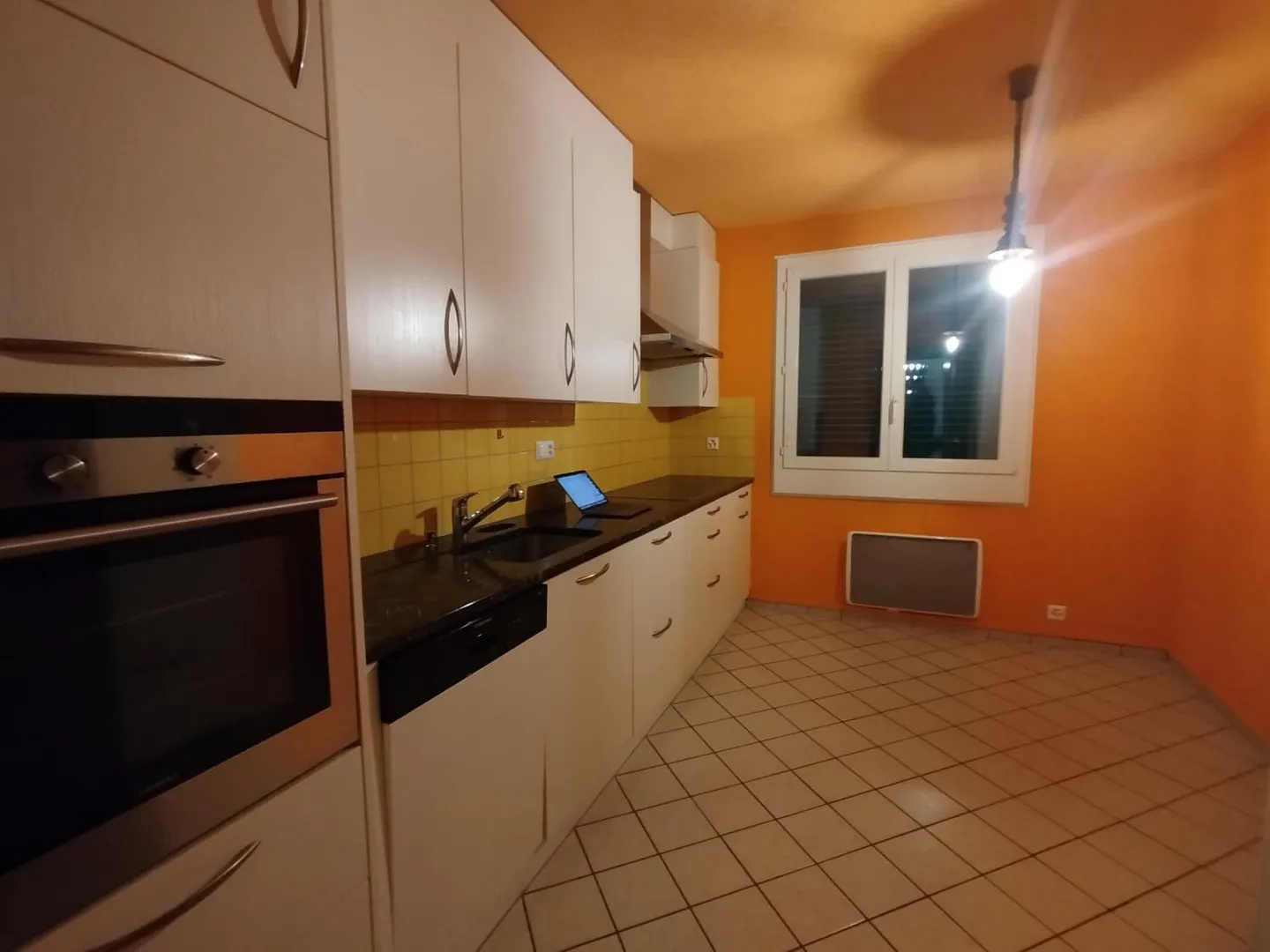 Incantevole Casa Familiare con Giardino - Foto 2 di 9