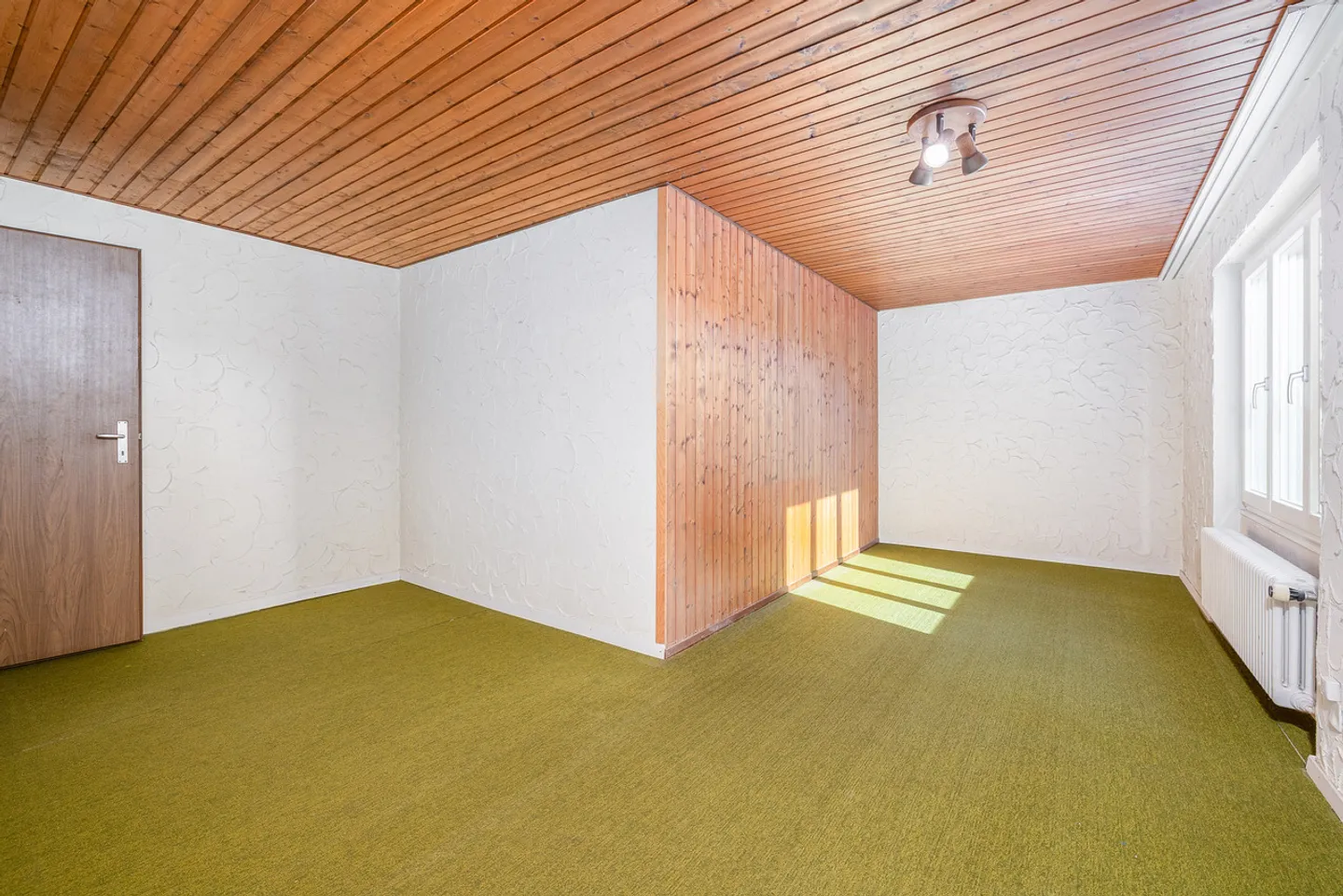 Quality of life and freedom of design near the lake - Photo 8 of 13