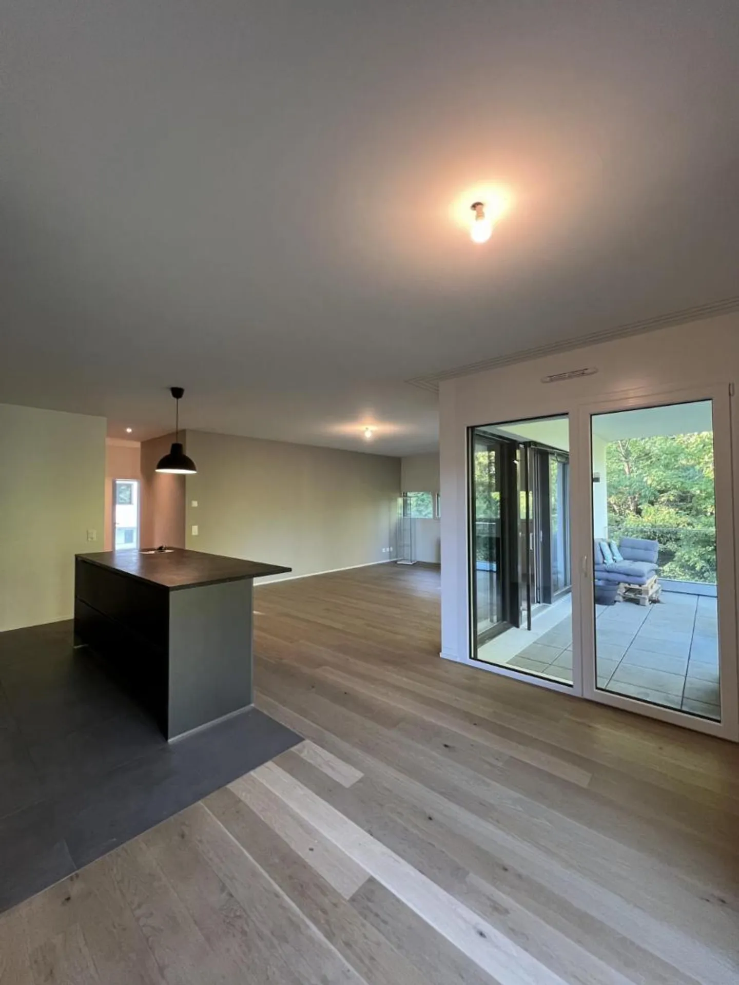 Appartamento elegante con logge - Foto 3 di 11