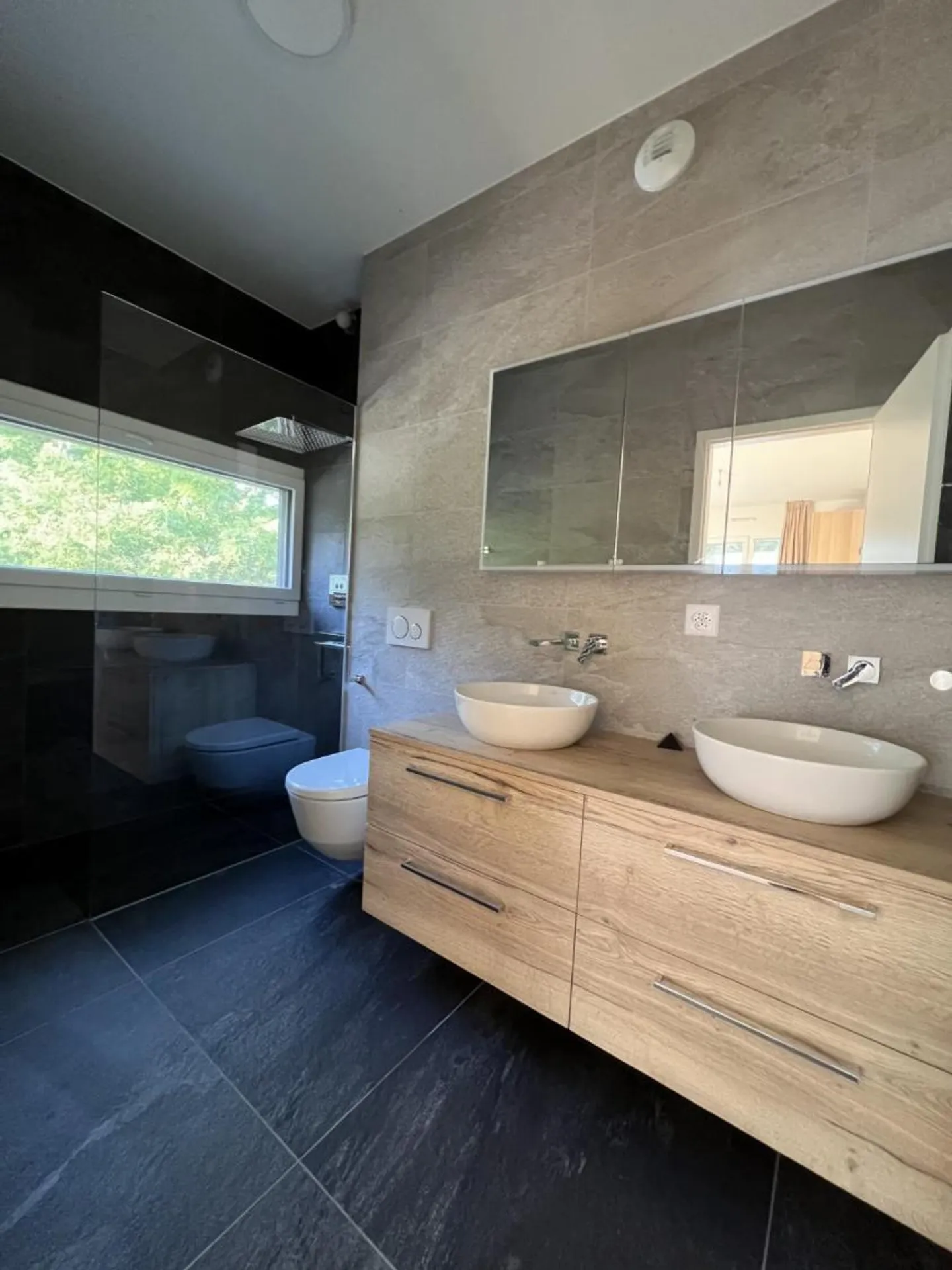 Appartamento elegante con logge - Foto 7 di 11
