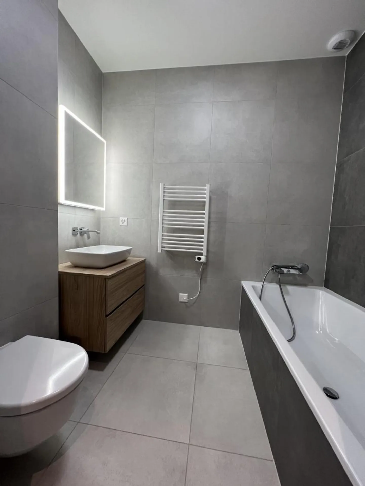 Appartamento elegante con logge - Foto 8 di 11