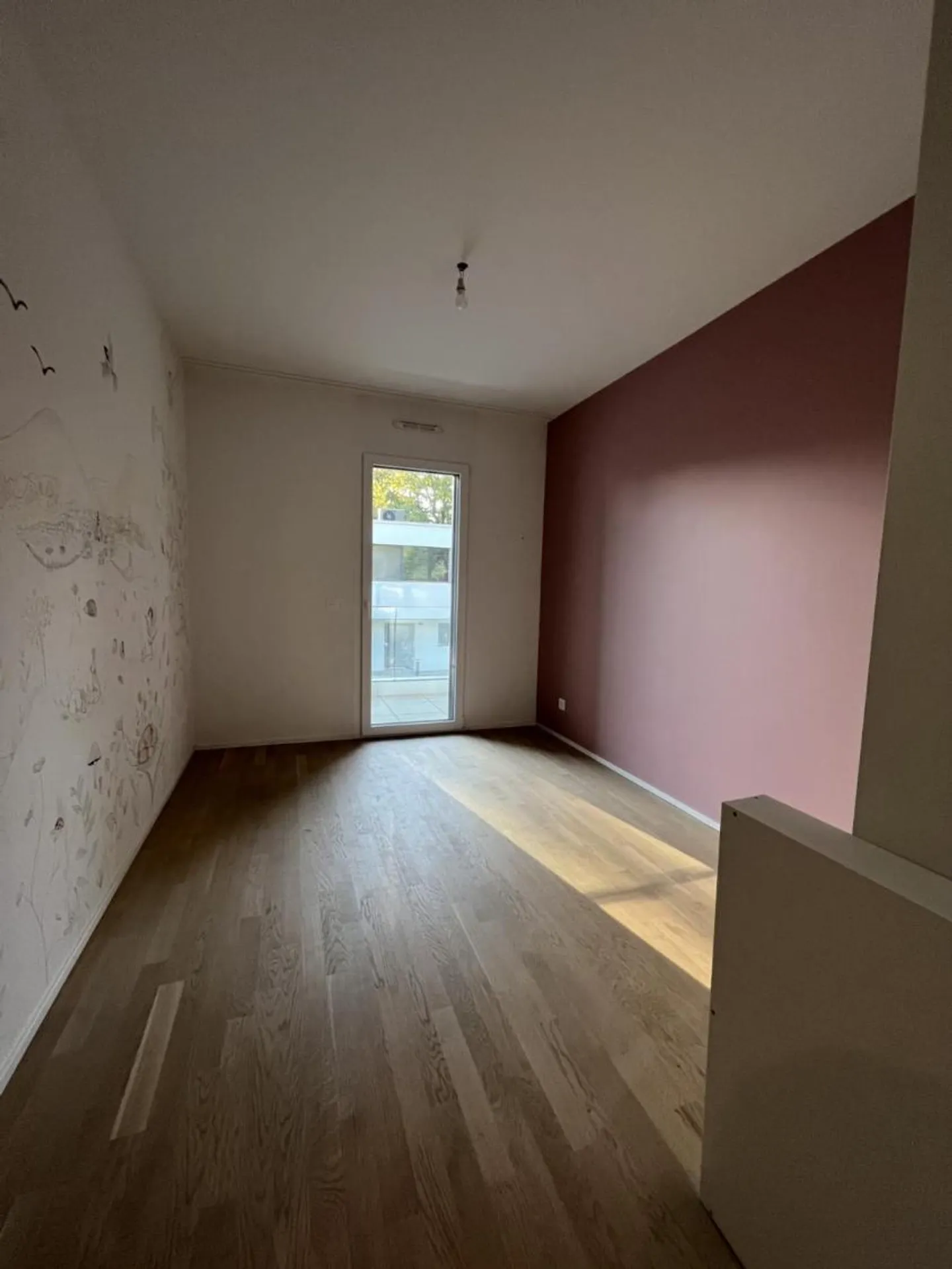 Appartamento elegante con logge - Foto 9 di 11